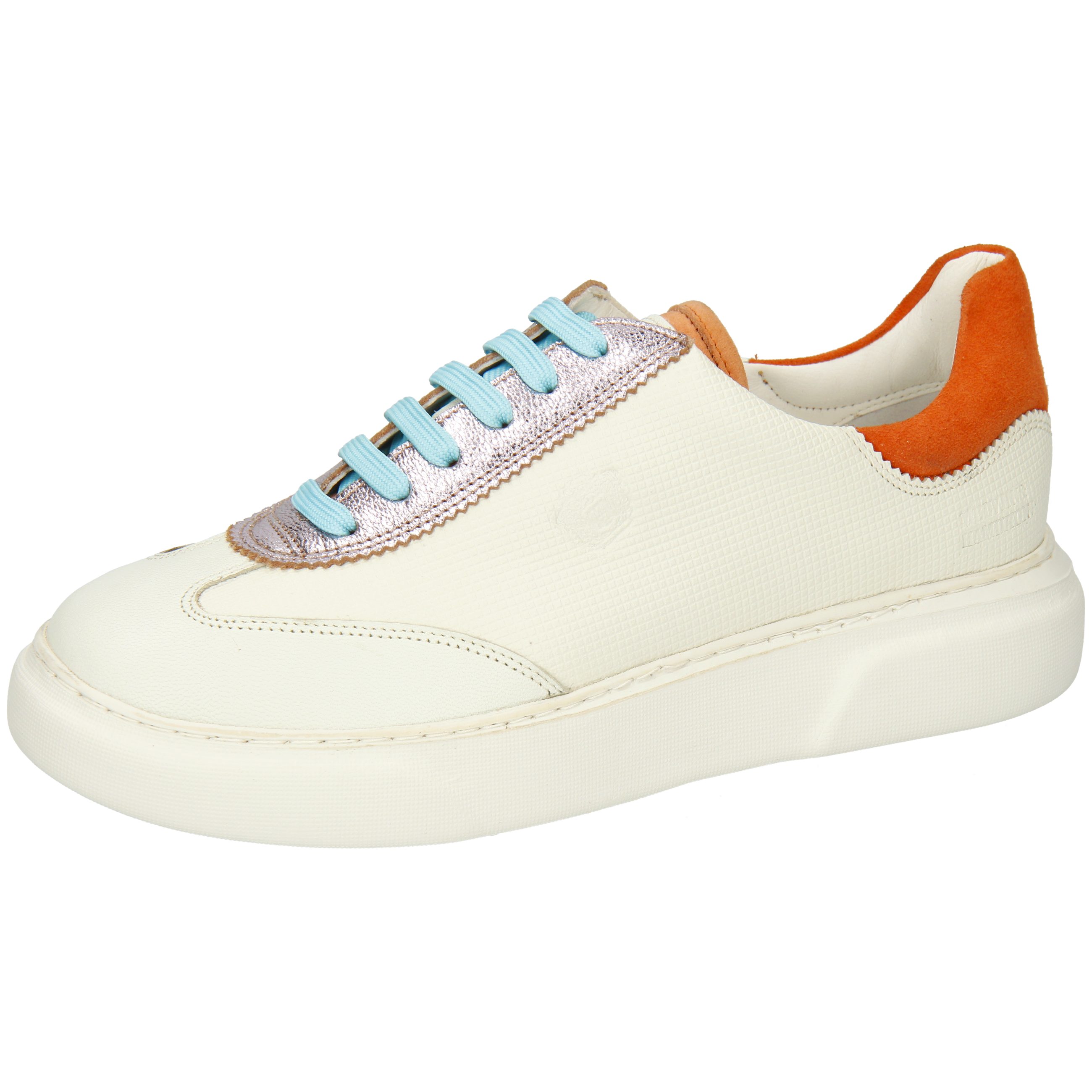 Hailey Melvin Sneaker & Hamilton 21