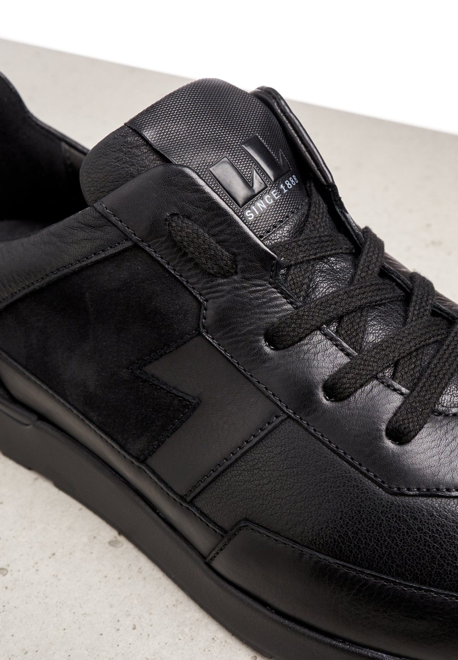 Lloyd AUGUSTINO Sneaker