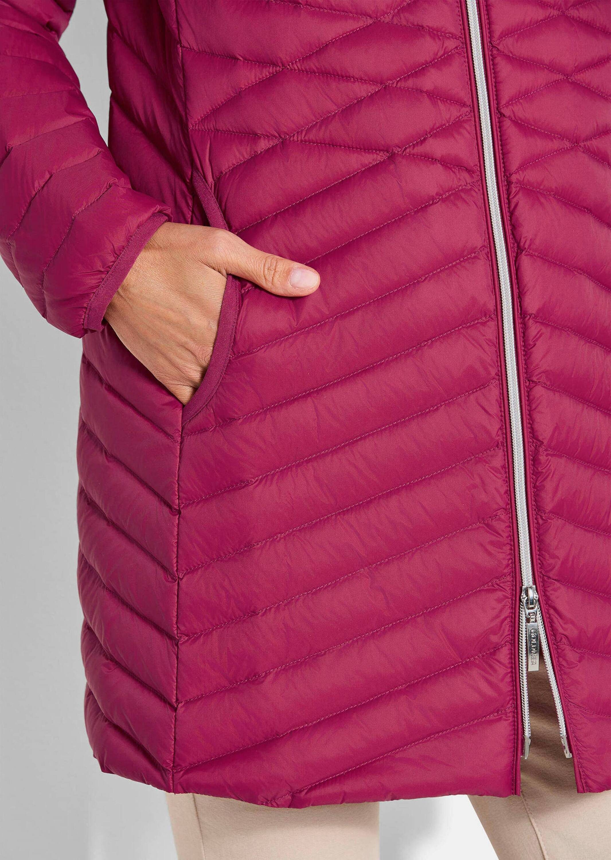 GOLDNER Winterjacke Gefütterter langer Mantel mit Kapuze Wintermantel in femininer Steppung mit Stehkragen und Taschen