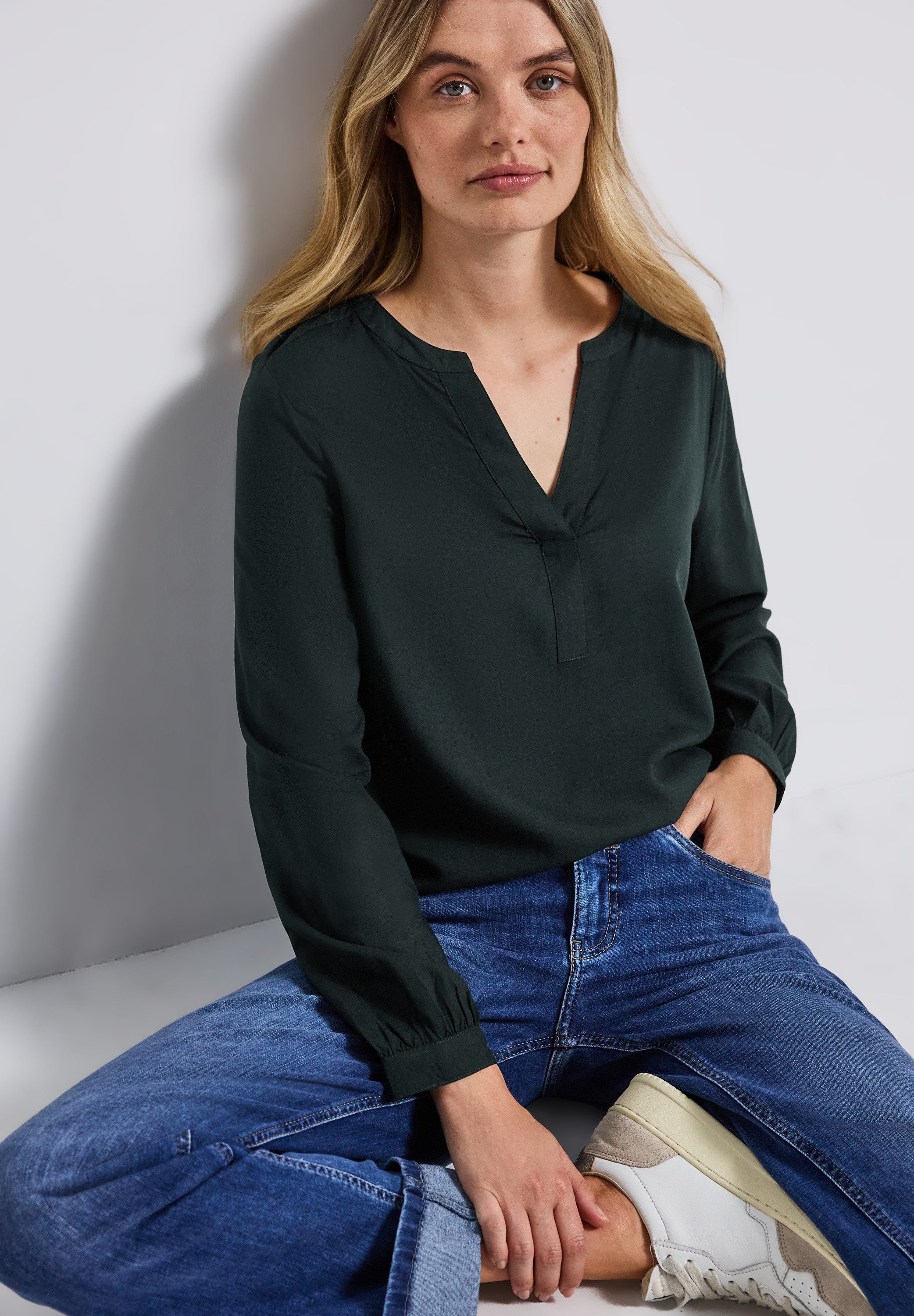 STREET ONE Langarmbluse Sommerbluse, Tunika mit Split Neck und aus Viskose günstig online kaufen