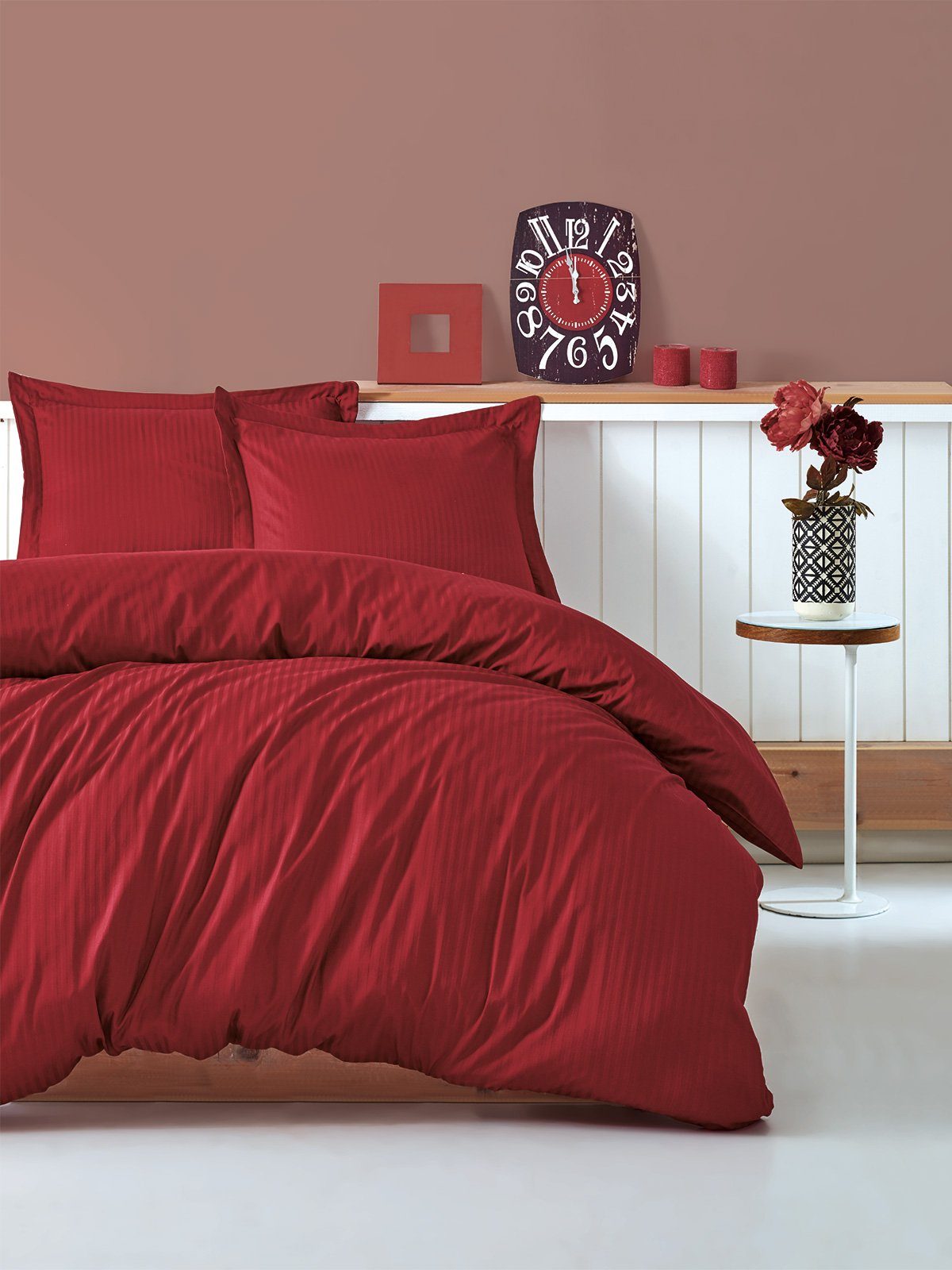 Cotton Box Bettwäsche Set Eleganter Streifsatin Rot Bettbezug-Kopfkissenbezug-Set, 100% Baumwolle, 2 teilig, Premium-Bettwäsche aus weichem und atmungsaktivem Baumwollsatin