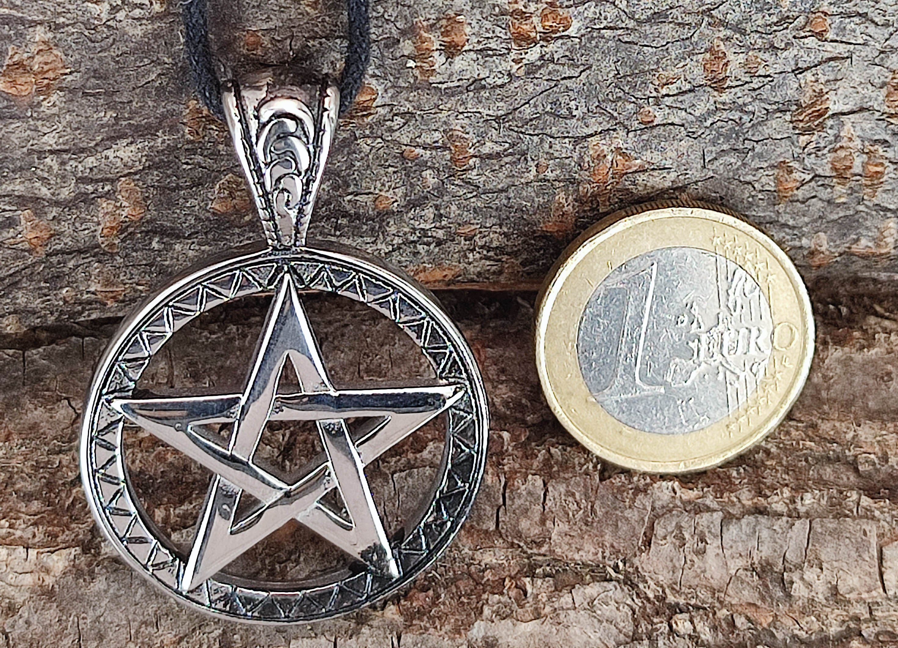 Schutz Edelstahl Amulett of Anhänger Kettenanhänger Pentakel Pentagramm Leather Pantagram Ring Kiss