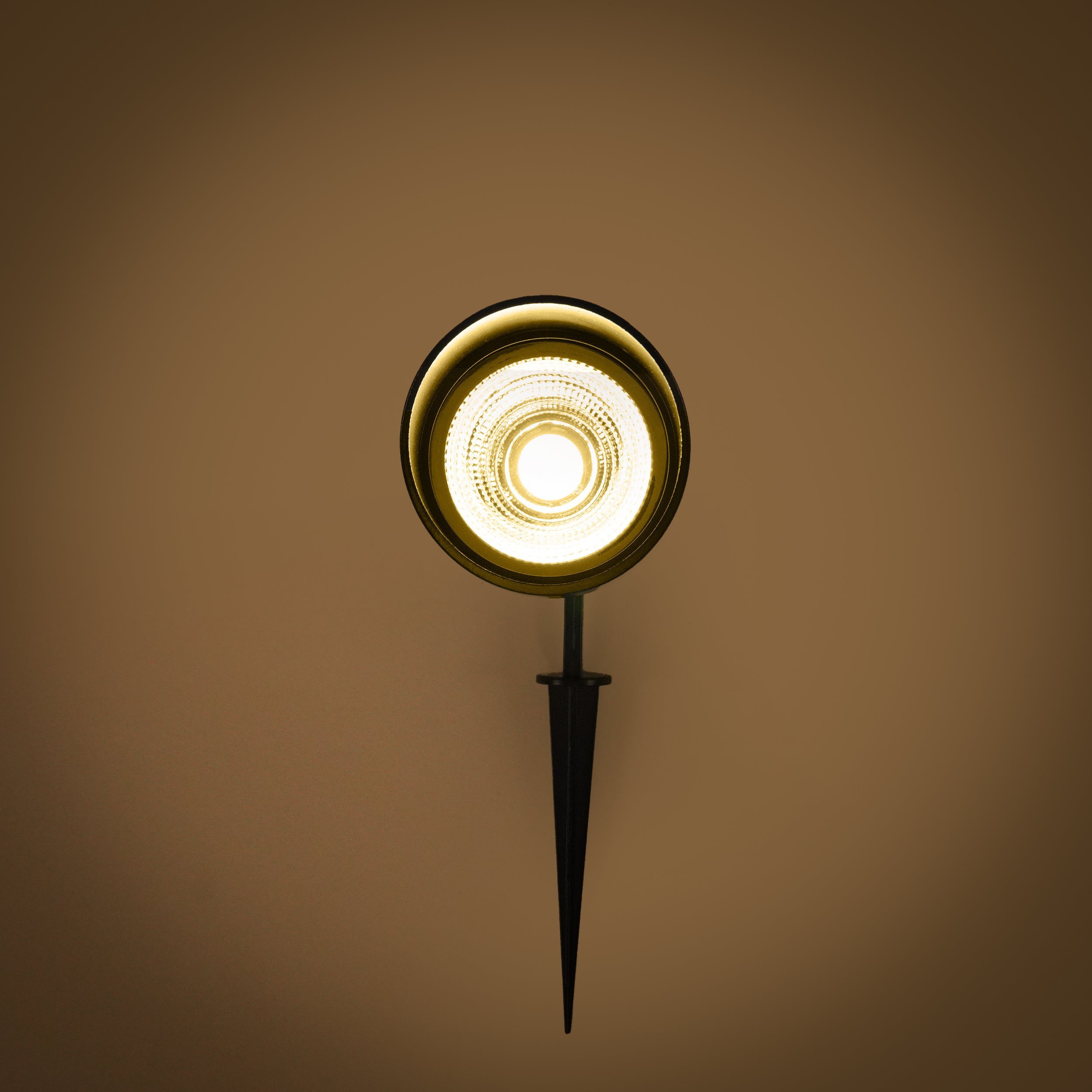 esotec LED Gartenstrahler Aluminium Solarstrahler Spotlight Wand+Boden multicolor outdoor 102134, Tagsüber lädt das Solarmodul den integrierten Akku auf. Bei Dämmerung schalten sich die Solarlampen für außen automatisch ein., LED fest integriert, 6000K kaltweiß, multicolor, Strahlergehäuse aus Aluminium, winterfest