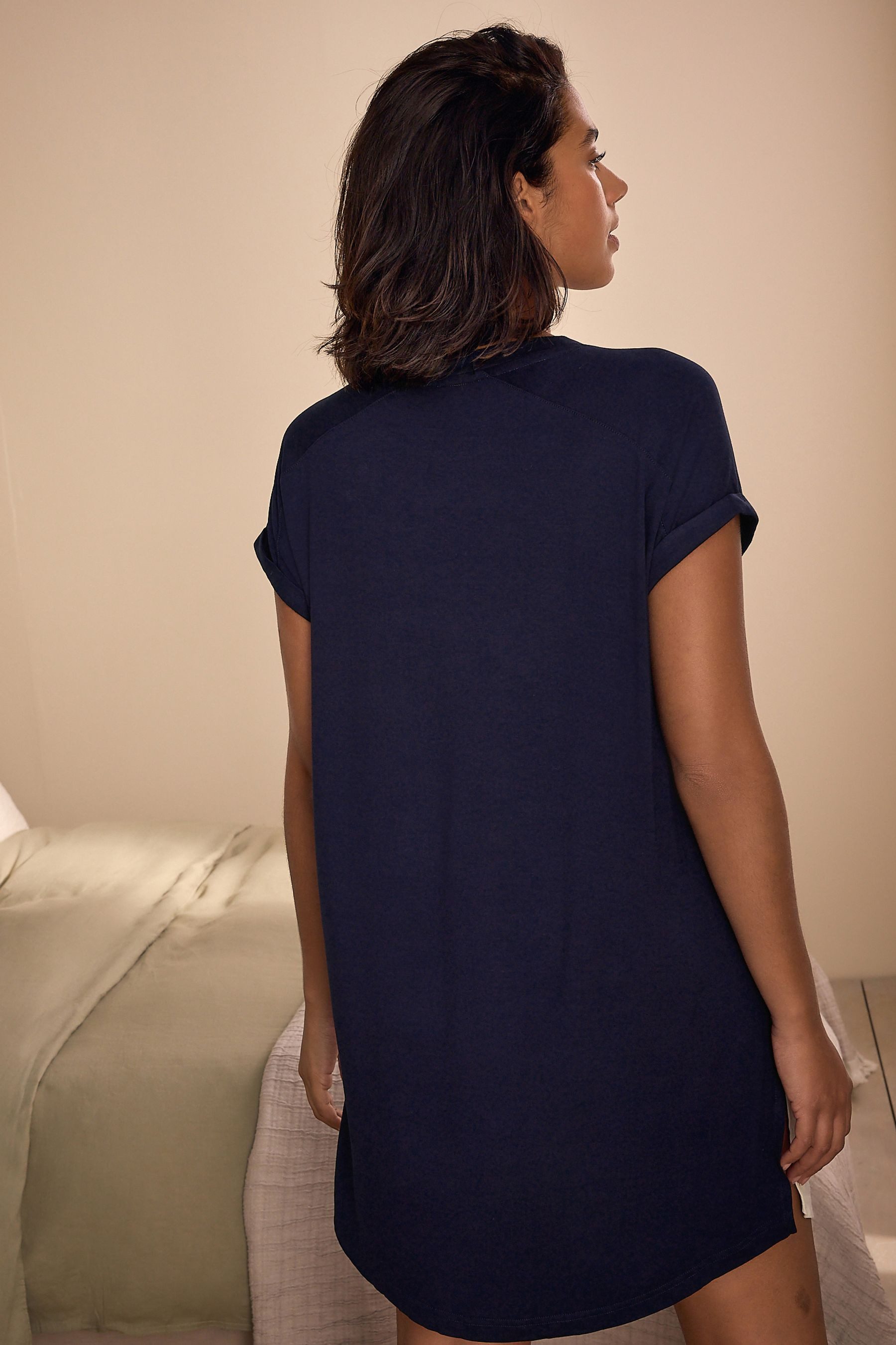 B by Ted Baker Nachthemd B by Ted Baker T-Shirt mit floralem Print (1-tlg) günstig online kaufen