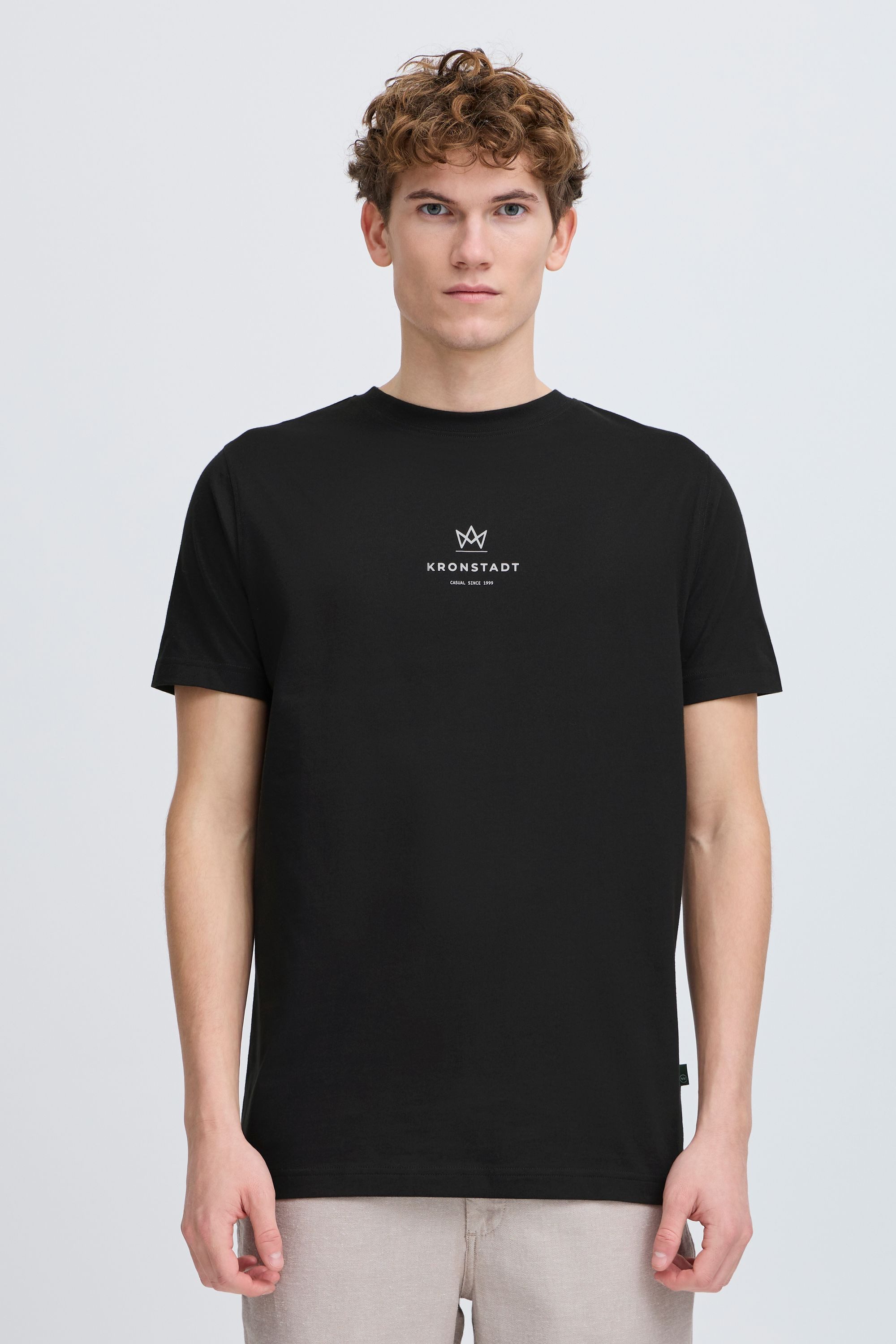 Kronstadt Rundhalsshirt KSMccarto Basic T-shirt mit Logo