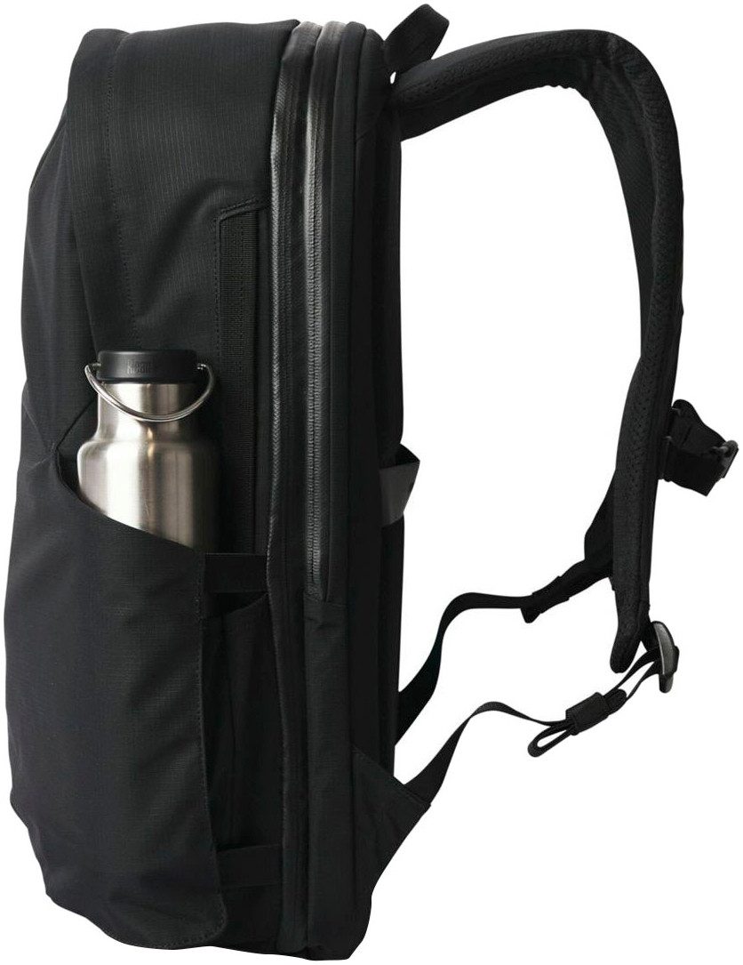 MOMENT Notebook-Rucksack Everything Travel Pack Weekender 28L