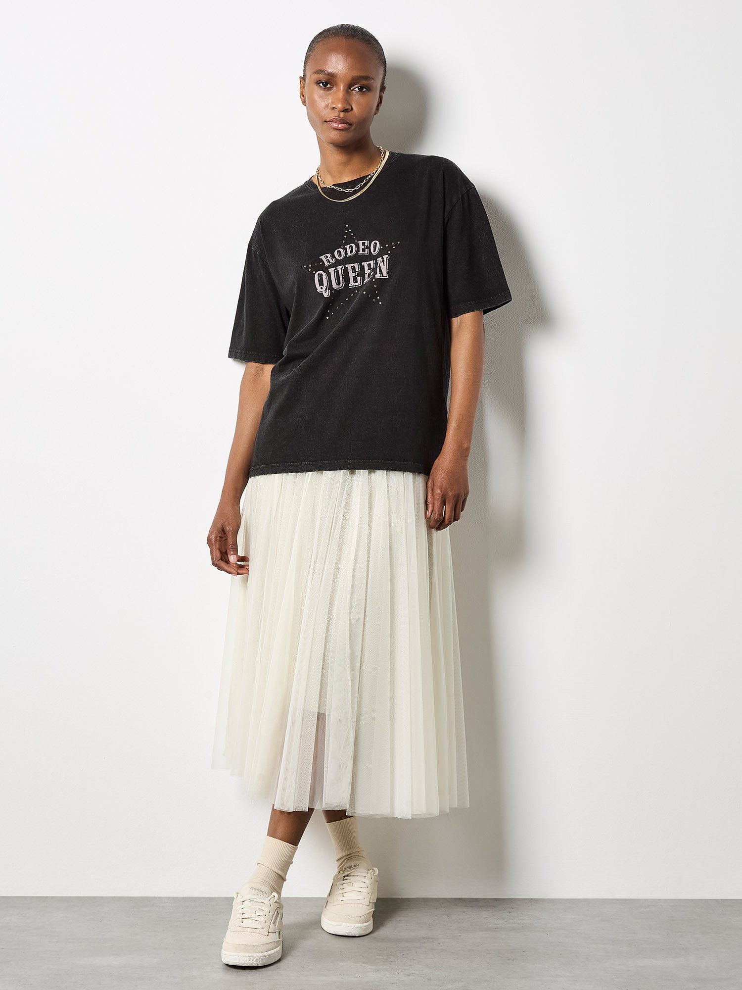 Apricot T-Shirt Relaxshirt mit Aufdruck und Nieten günstig online kaufen