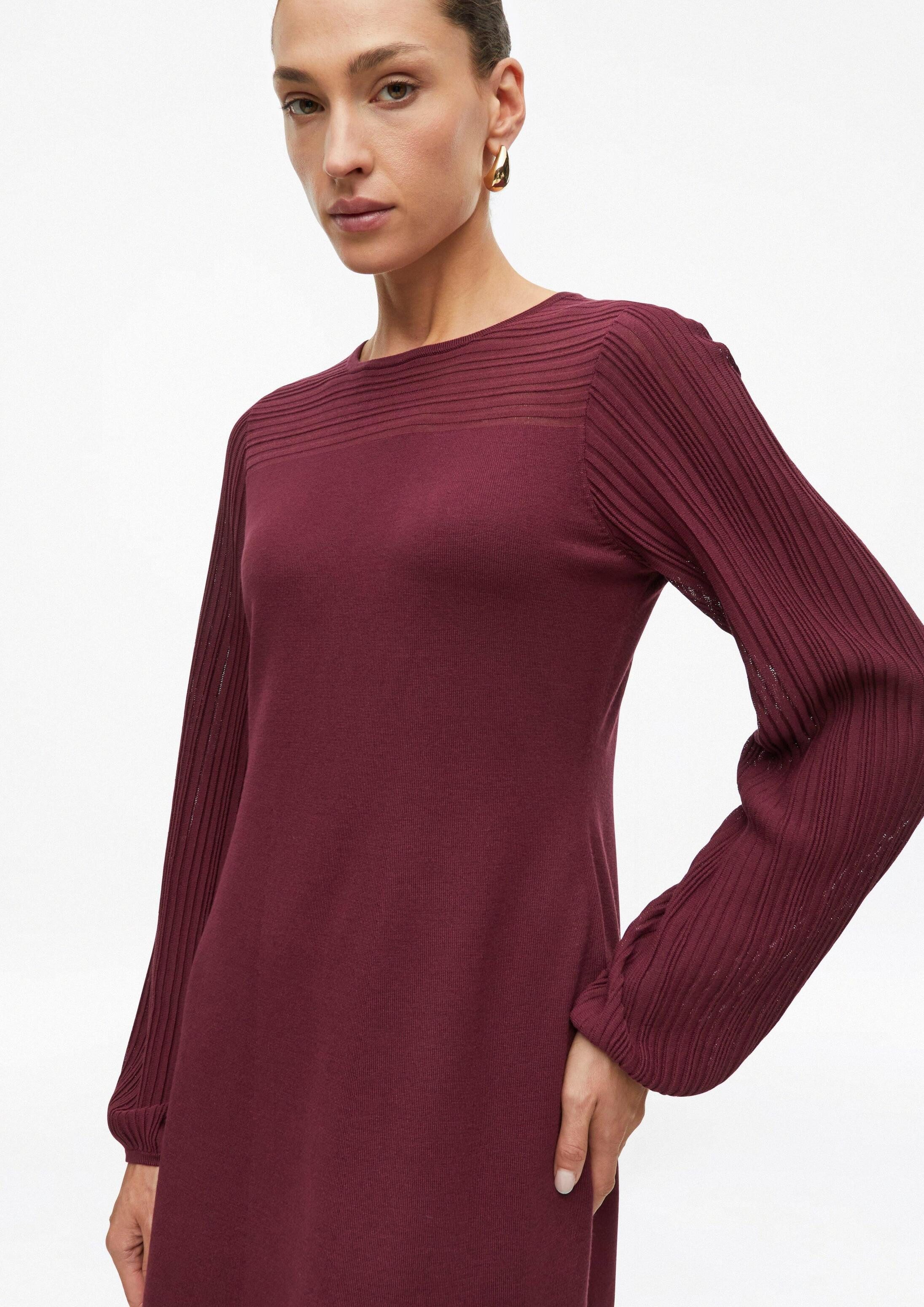 s.Oliver Midikleid Kleid Feinstrickkleid mit Strukturmuster – Bild 4 von 5