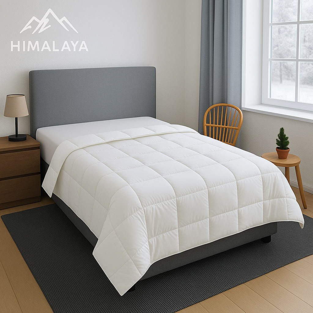 TRAUMSCHLAF Daunenbettdecke Himalaya, Füllung: 100% Daunen, Bezug: 100% Bau günstig online kaufen