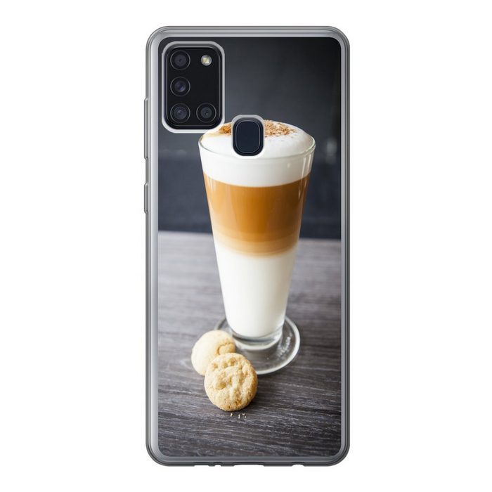 MuchoWow Handyhülle Ein Glas Latte Macchiato und Kekse Handyhülle Samsung Galaxy A21s Smartphone-Bumper Print Handy