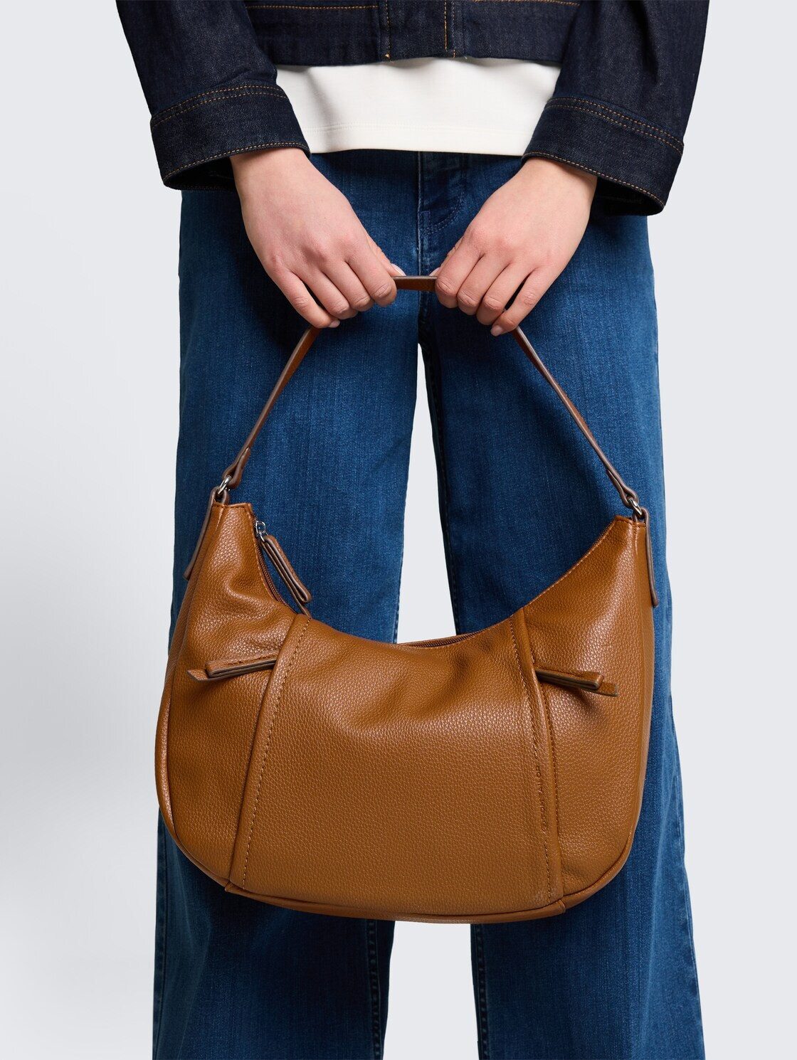 TOM TAILOR Beuteltasche Bags, TTBECA M Beuteltasche mit Reißverschluss-Details