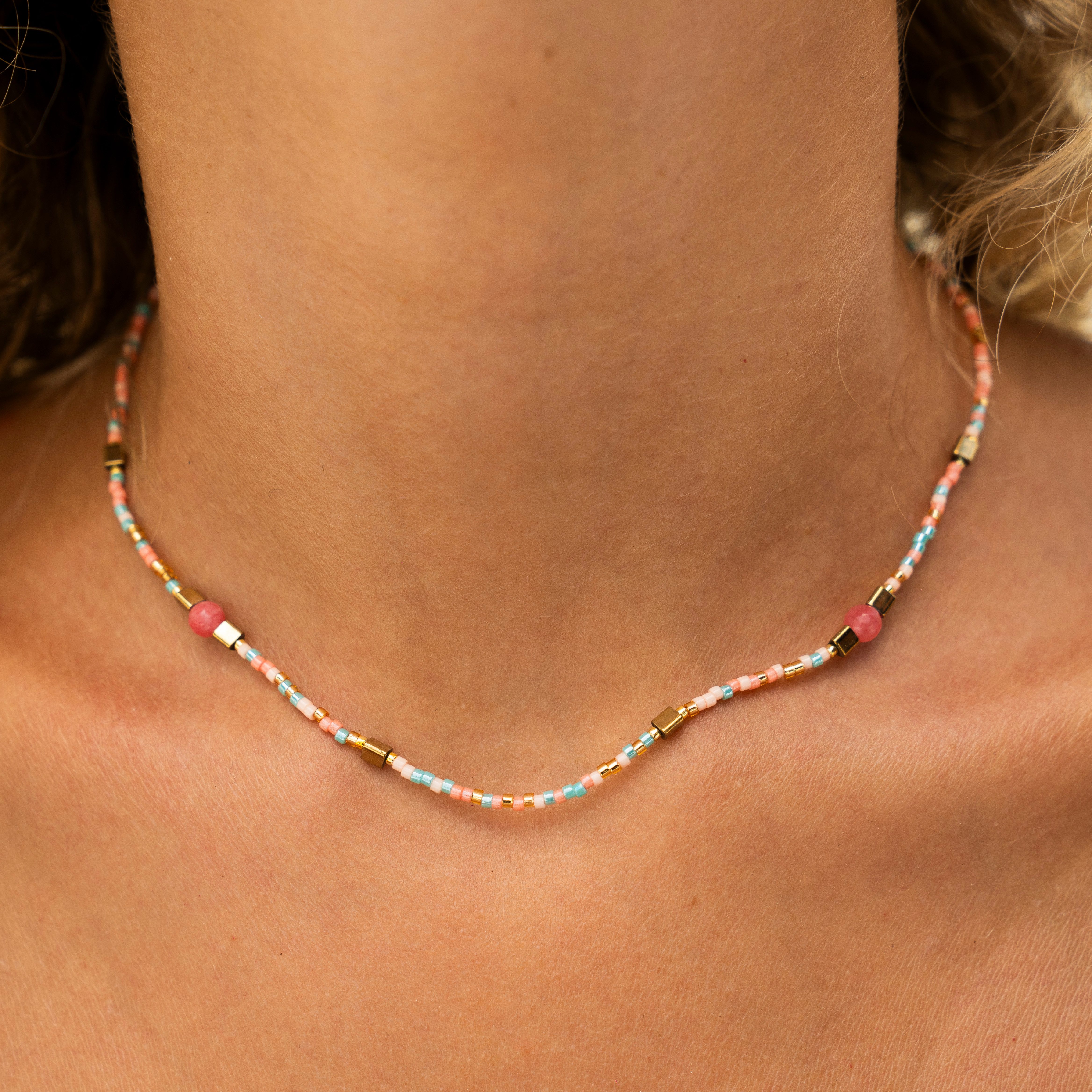 Made by Nami Perlenkette Damen Halskette Bunt Perlen Edelstein verstellbar günstig online kaufen