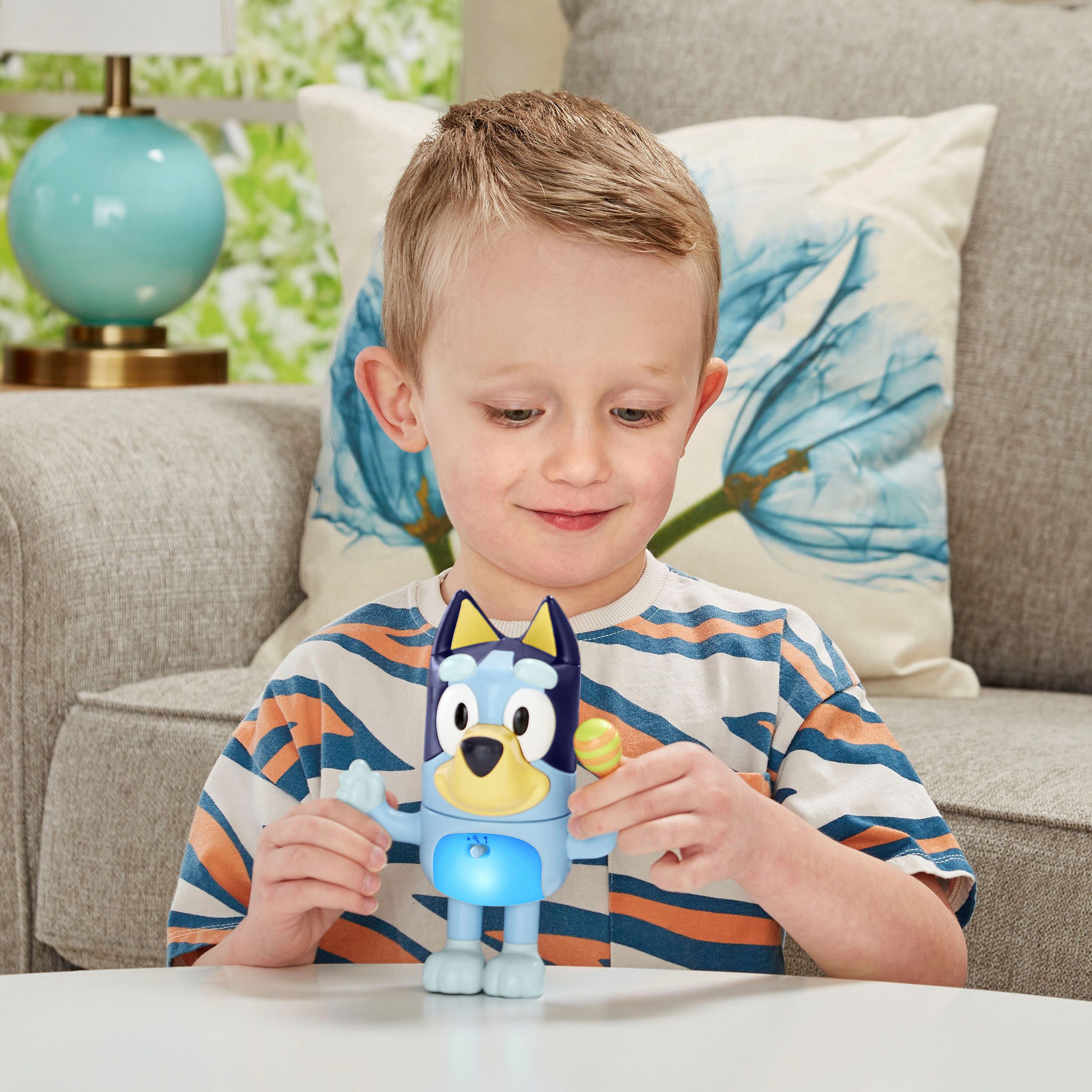 Vtech® Spielfigur Bluey - Dreh- & Zieh-Reaktionsspiel, mit Licht- und Soundeffekt
