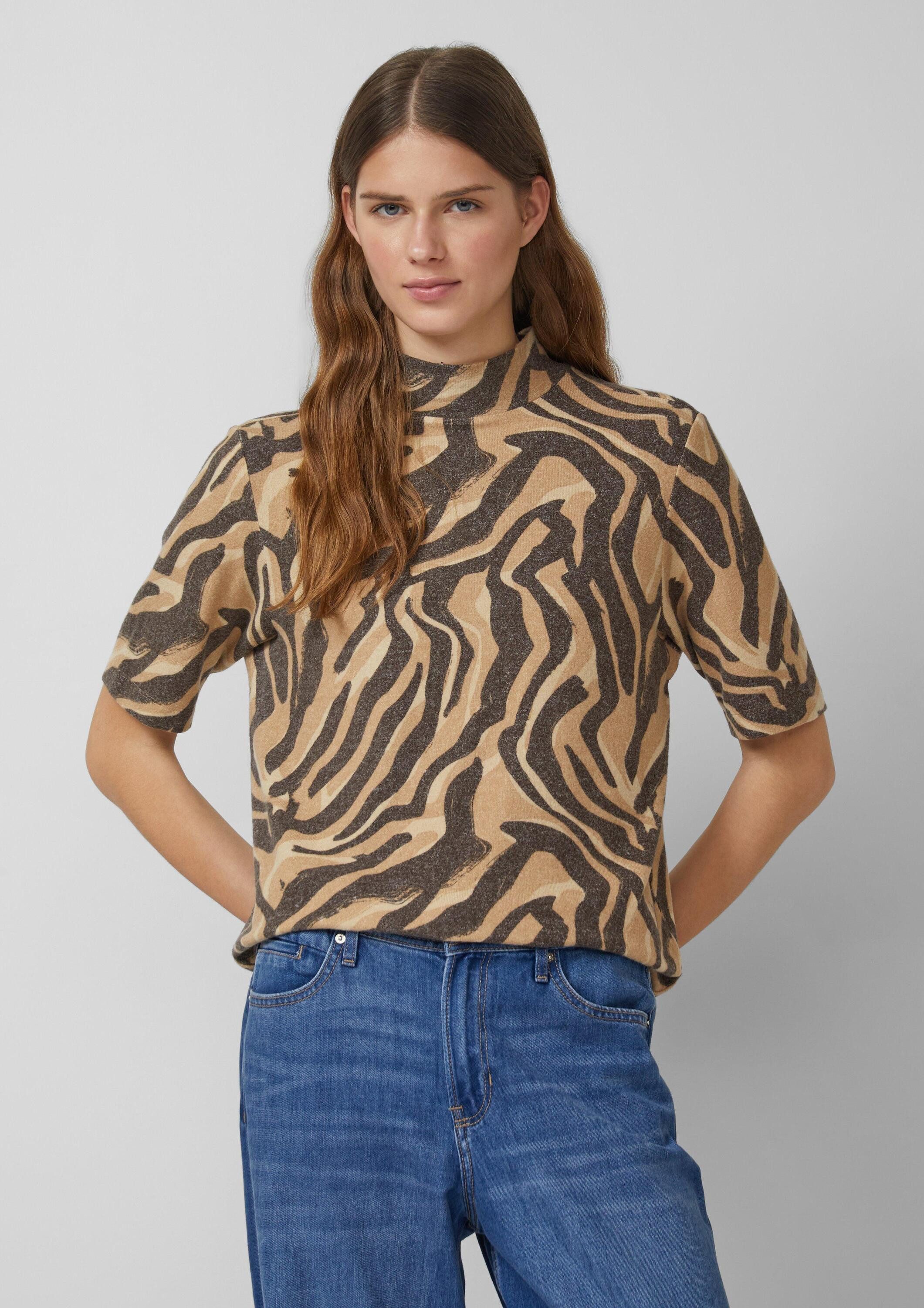 s.Oliver Kurzarmshirt T-Shirt Weiches Shirt mit Animal-Print und Stehkragen