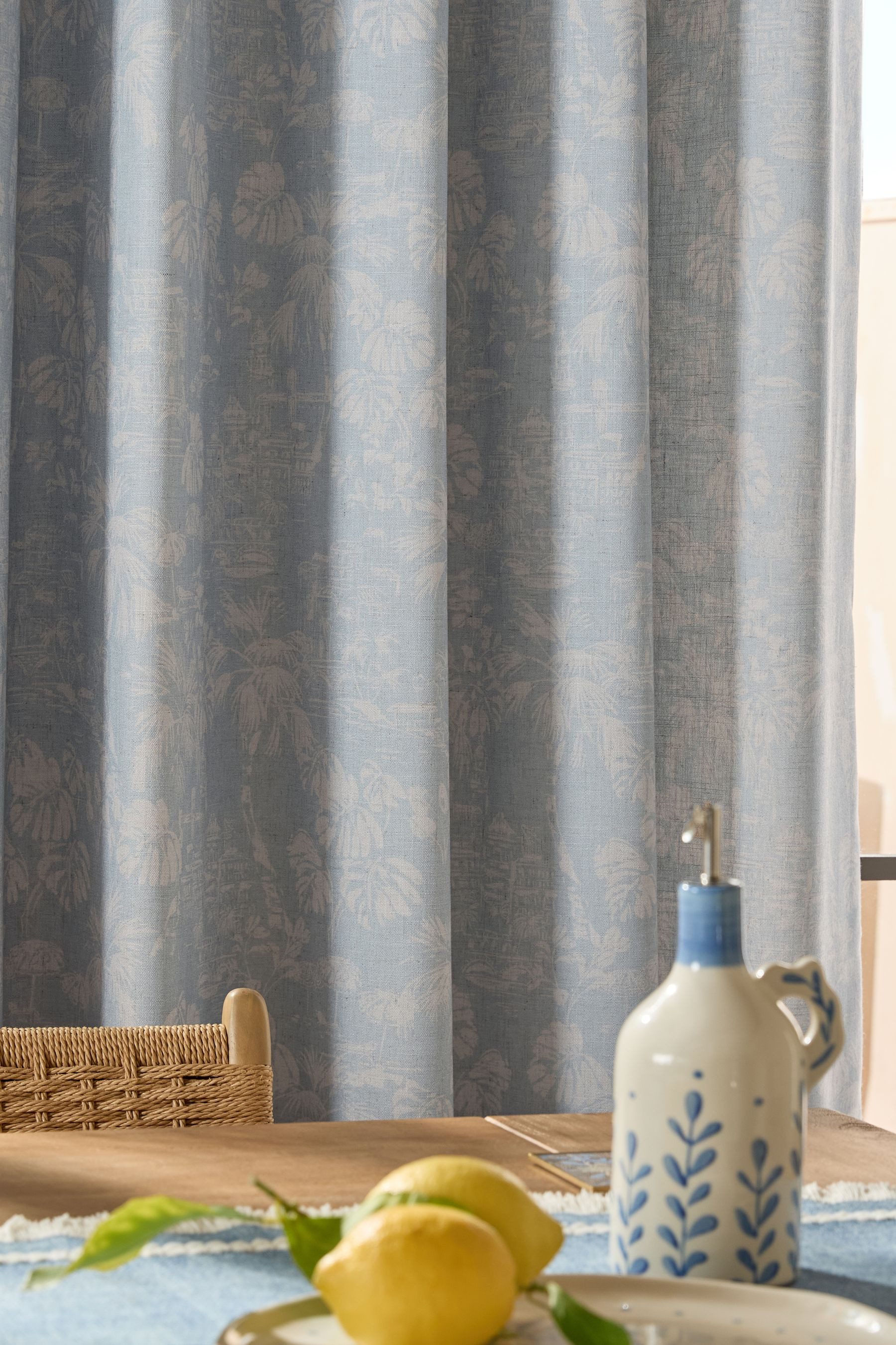 Next Vorhang Gefütterte Ösenvorhänge mit Print und Leinenanteil (2 St)