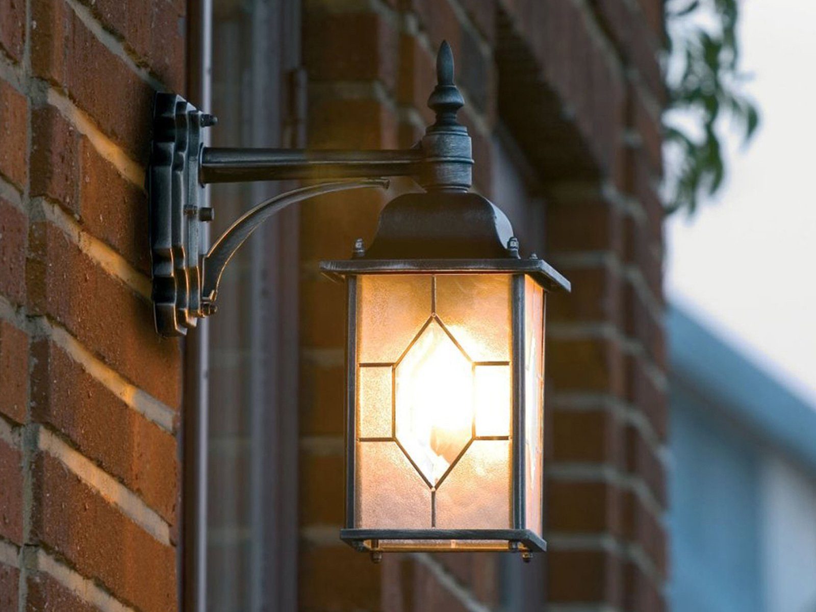 KONSTSMIDE LED Außen-Wandleuchte, LED wechselbar, Warmweiß, Wand-laterne Landhausstil, Außenlicht Haus-wand beleuchten, Höhe 38cm