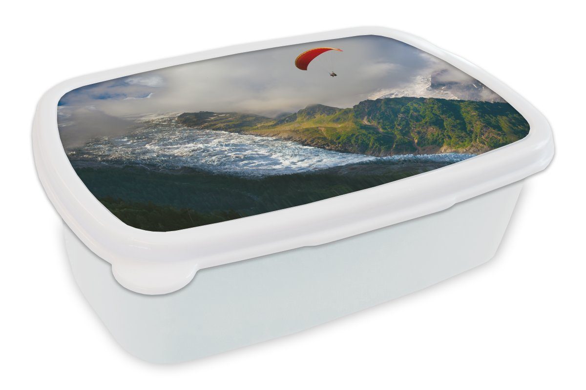 MuchoWow Lunchbox Alpen - Gleitschirmfliegen - Schnee, Kunststoff, (2-tlg), Brotbox für Kinder und Erwachsene, Brotdose, für Jungs und Mädchen weiß