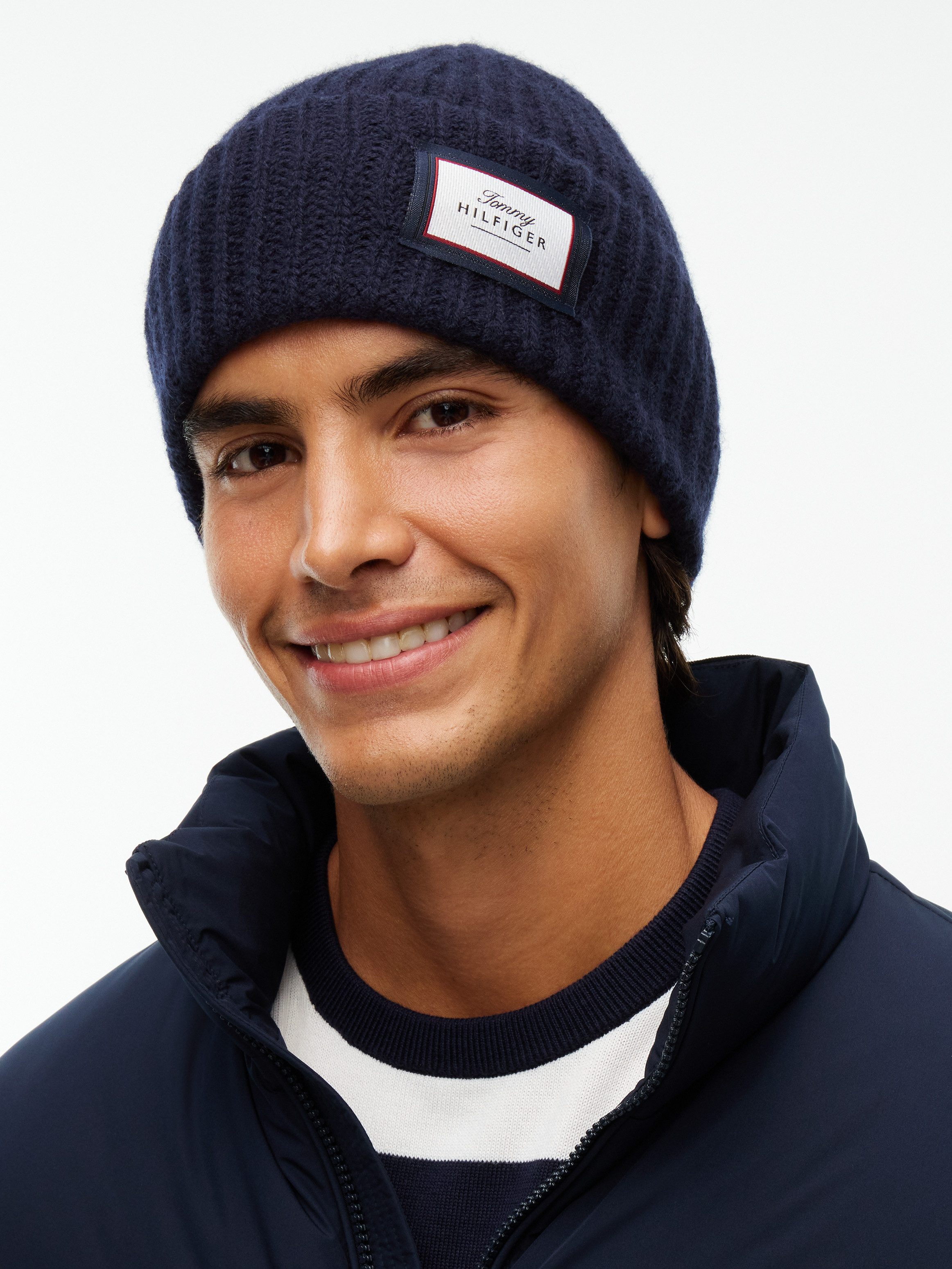 Tommy Hilfiger Beanie TH WOOL aus grobem Rippstrick in reiner Wolle