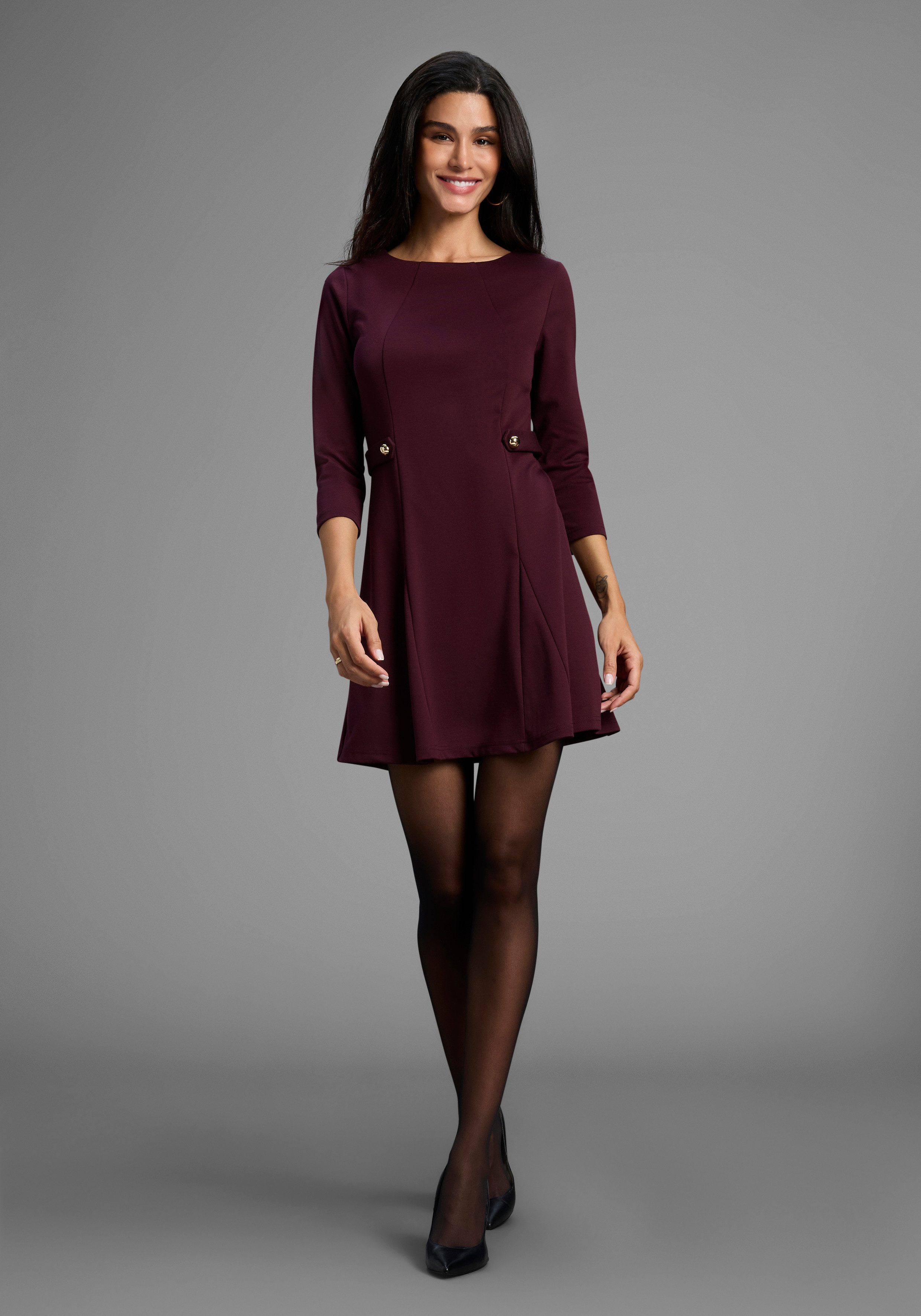 Laura Scott Jerseykleid in extrakurzer A-Linie, mit 3/4-Ärmeln – Bild 4 von 5
