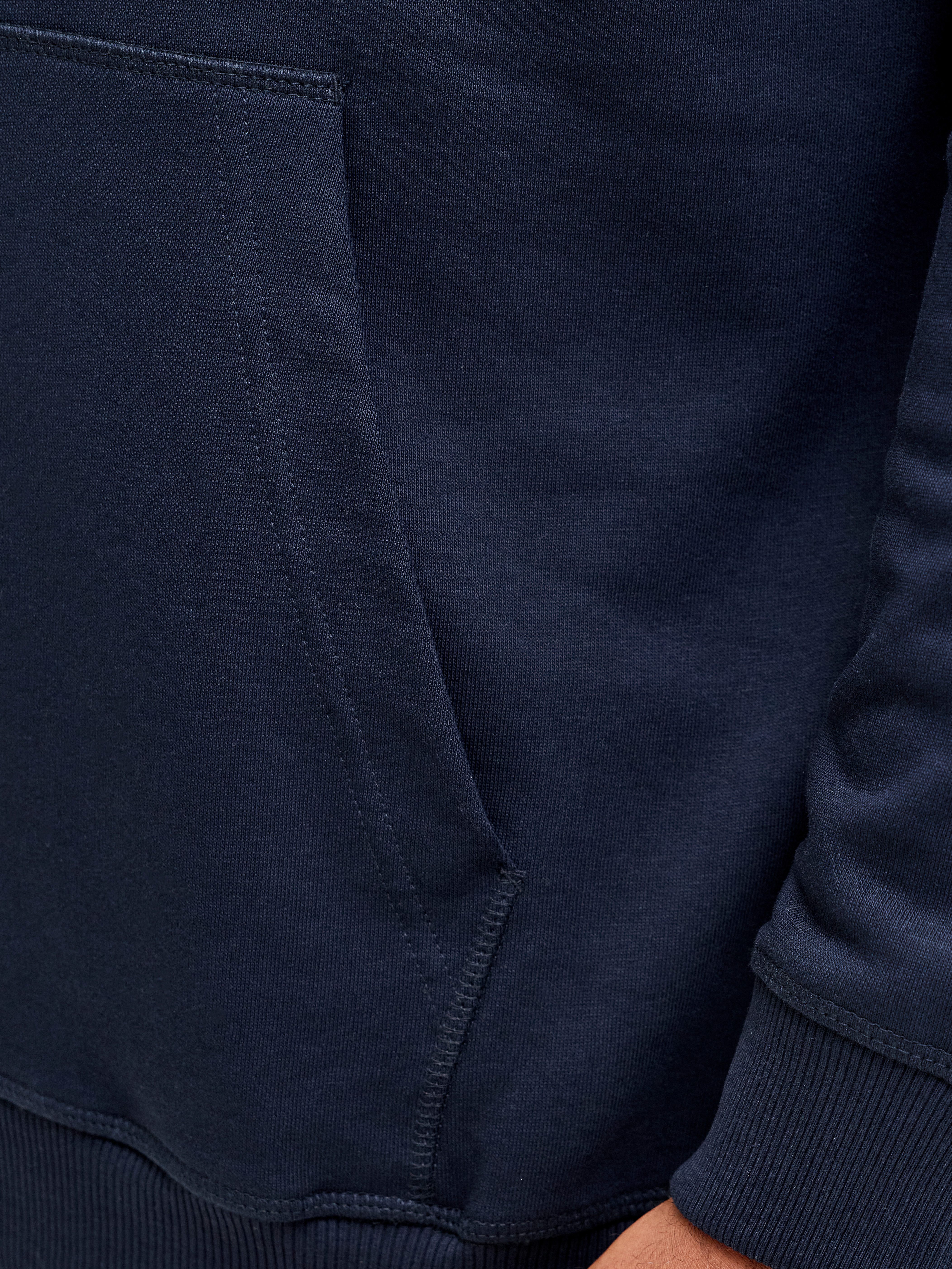Jack & Jones PlusSize Kapuzensweatshirt JORNORREBRO EMB SWEAT HOOD PLS Baumwollmischung, regular fit – Bild 4 von 5