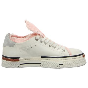 Rebecca White Sneaker