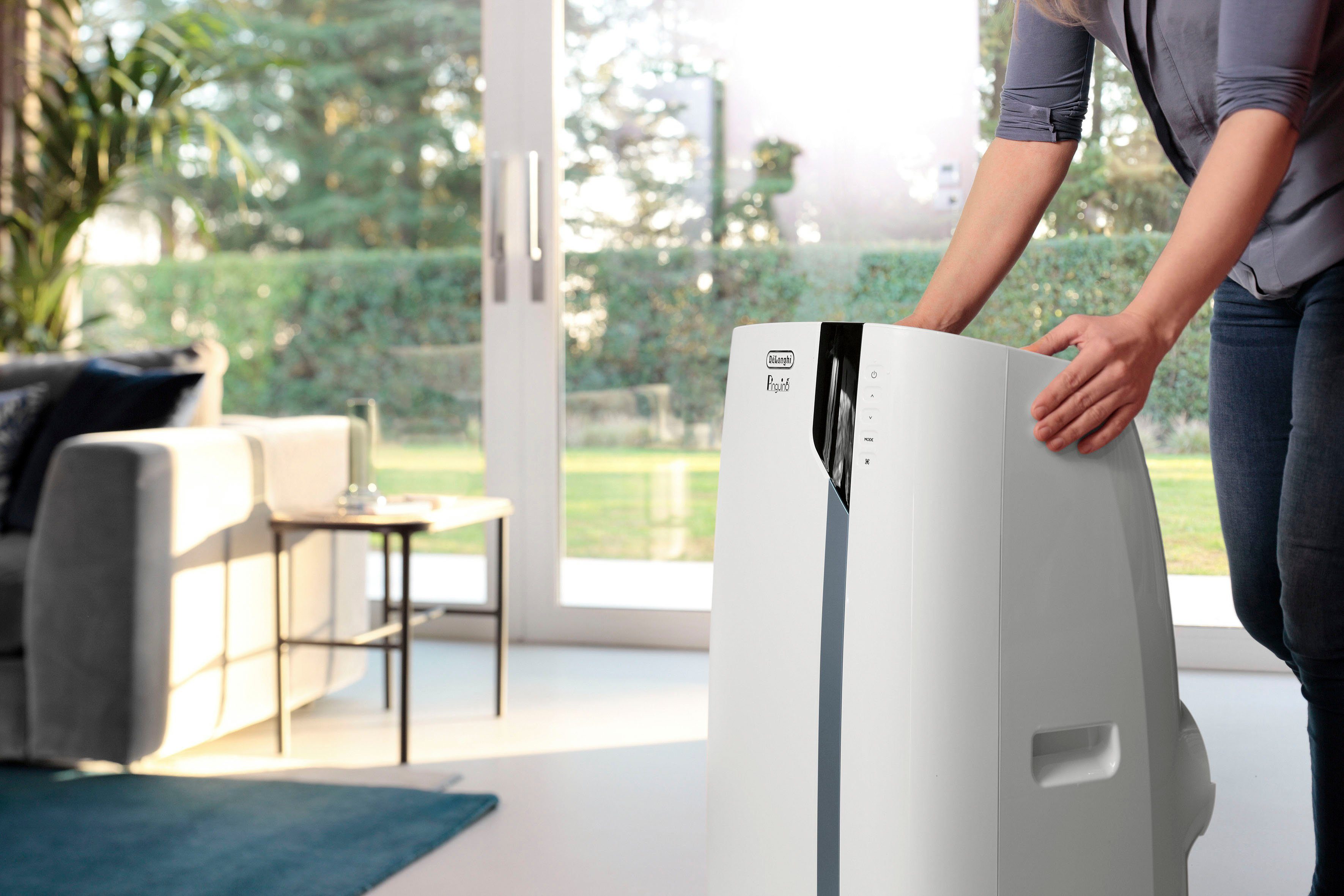 De'Longhi 3-in-1-Klimagerät Pinguino EX105 – der energieeffizienteste Pinguino mit A+++, 100m³ Räume, A+++, 10.000 BTU/h, 2,5Kw, Luftentfeuchermodus, 24hTimer