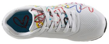 Skechers UNO-SPREAD THE LOVE Wedgesneaker mit auffälligem Graffiti-Print, Freizeitschuh, Halbschuh, Schnürschuh