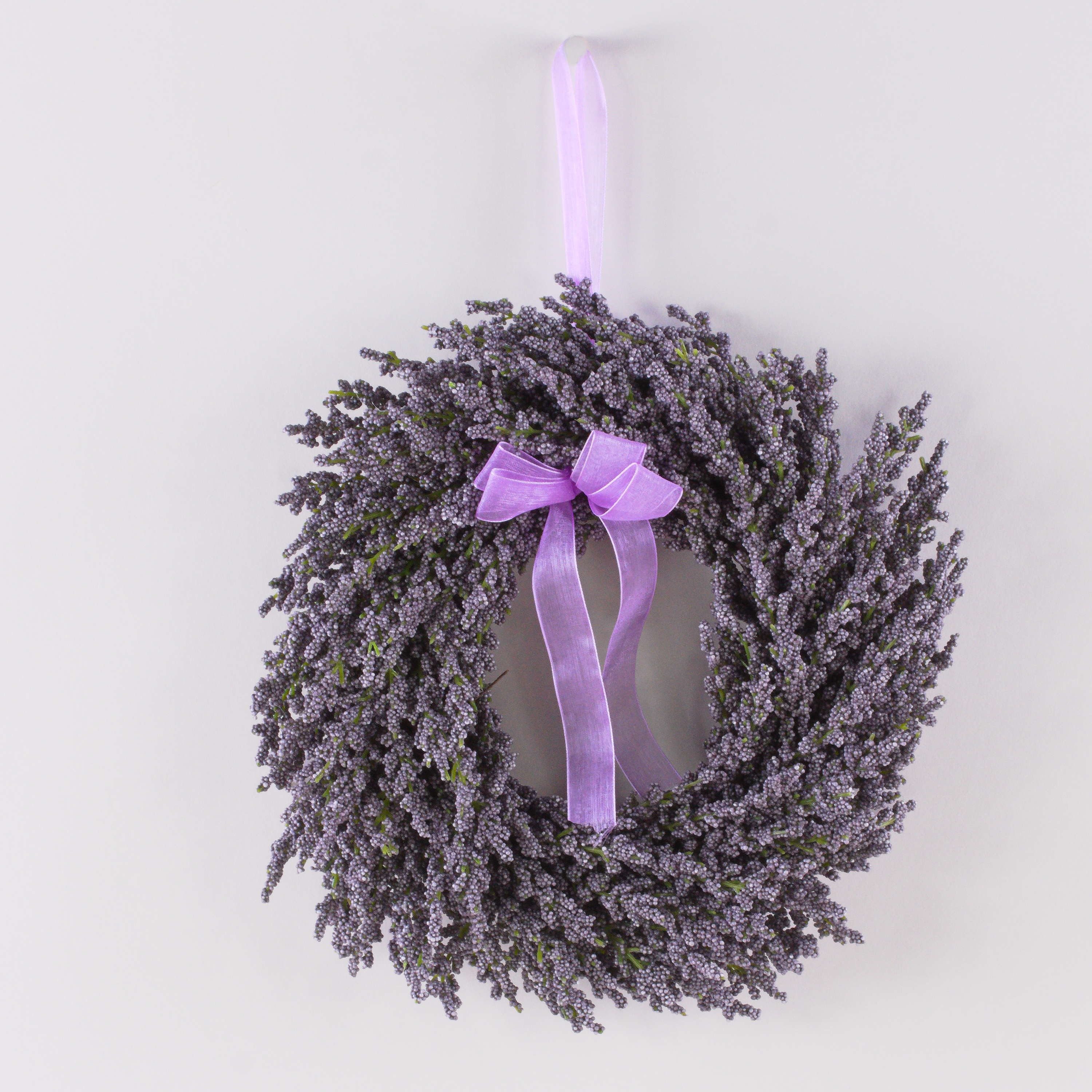 Kunstkranz Deko Lavendelkranz auf Rattan, violett, Ø 25cm - Künstlicher Kranz Lavendel, artplants, Höhe 7.0 cm