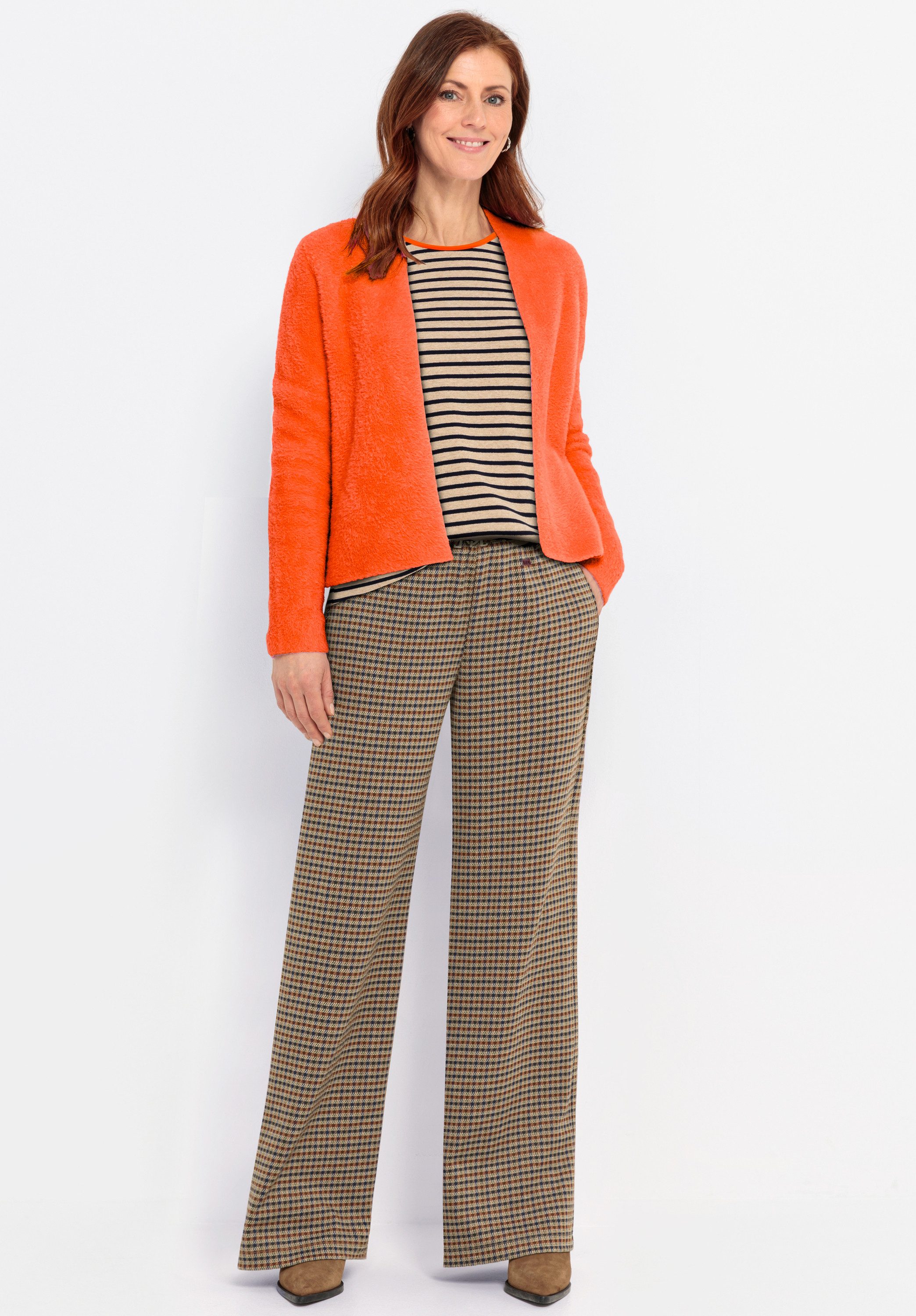 bianca Strickjacke VALENTE in super softem Strick in Trendfarbe