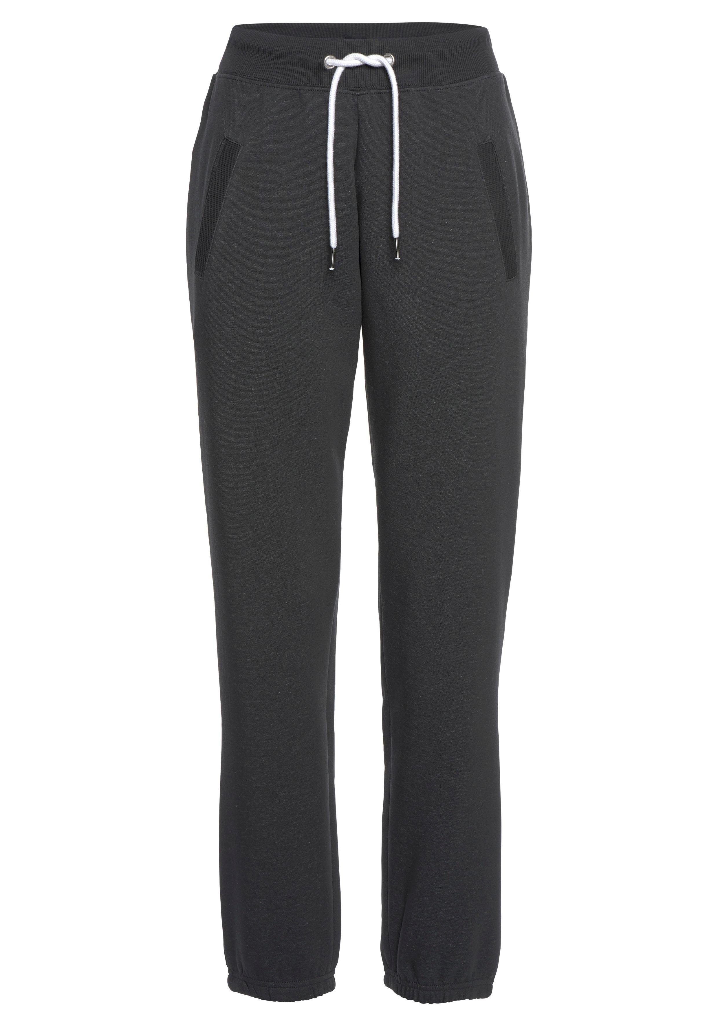 H.I.S Sweathose mit Eingrifftaschen, Loungewear. € 27,99