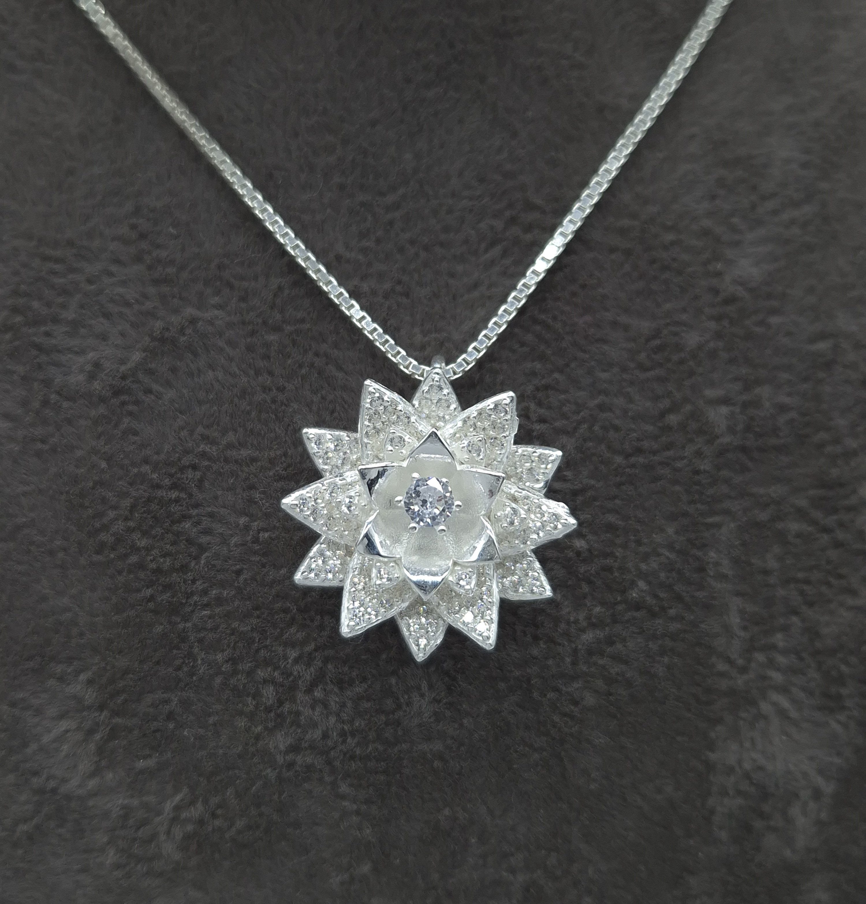 NAHLE Kette mit Anhänger Silber Lotus Blume des Lebens Blüte Talisman Lebensblume Geschenk (2-tlg., inkl. Schmuckbox), sehr hochwertig verarbeitet