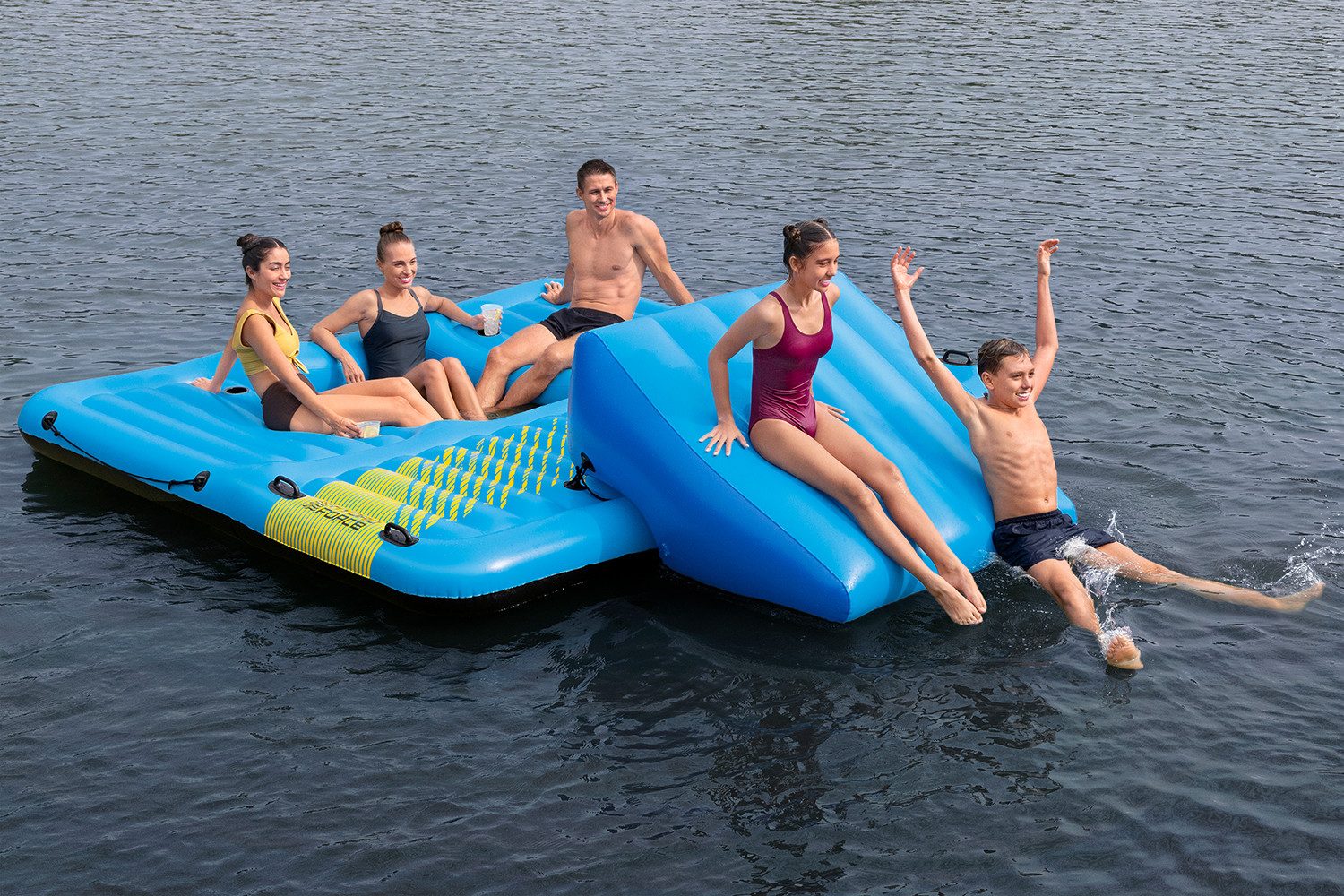 Bestway Badeinsel "Summer Slide" mit Wasserrutsche 376 x 311 cm, (Packung, 1-St., Inklusive Ankertasche und Reparaturflicken)