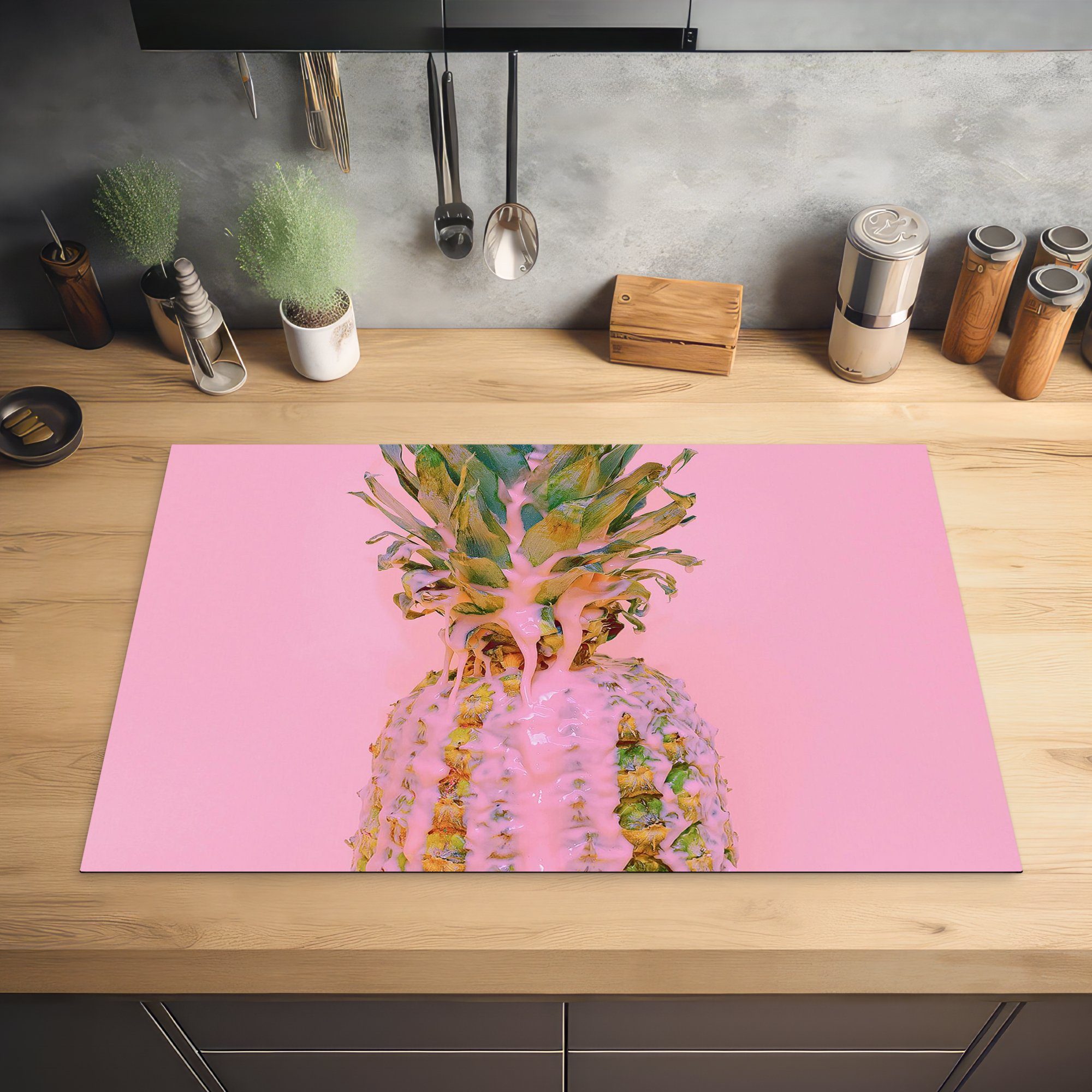 Sommer, - Ananas Farbe 81x52 - Herdblende-/Abdeckplatte Arbeitsplatte Vinyl, für cm, MuchoWow Rosa küche - tlg), Ceranfeldabdeckung, (1