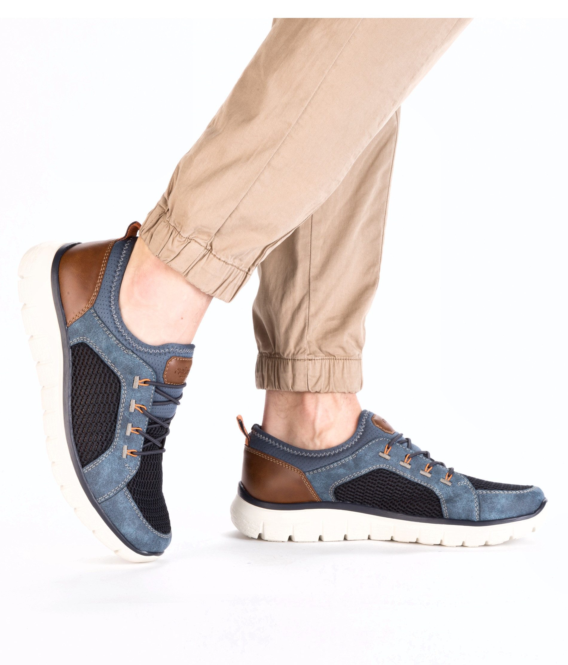 Rieker Slip-On Sneaker, Schlupfschuh, Slipper, Freizeitschuh, Gummizug und helle Laufsohle