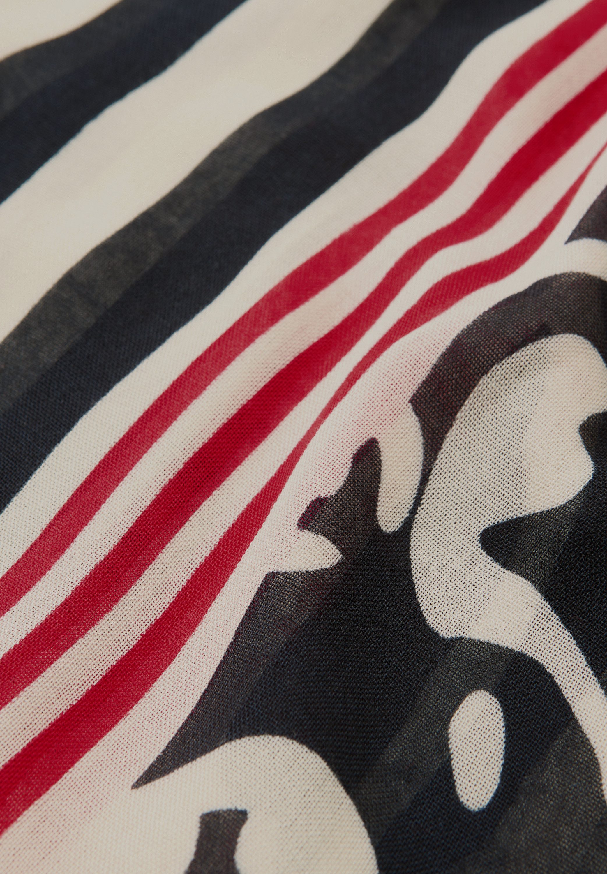 STREET ONE Loop, aus Modal