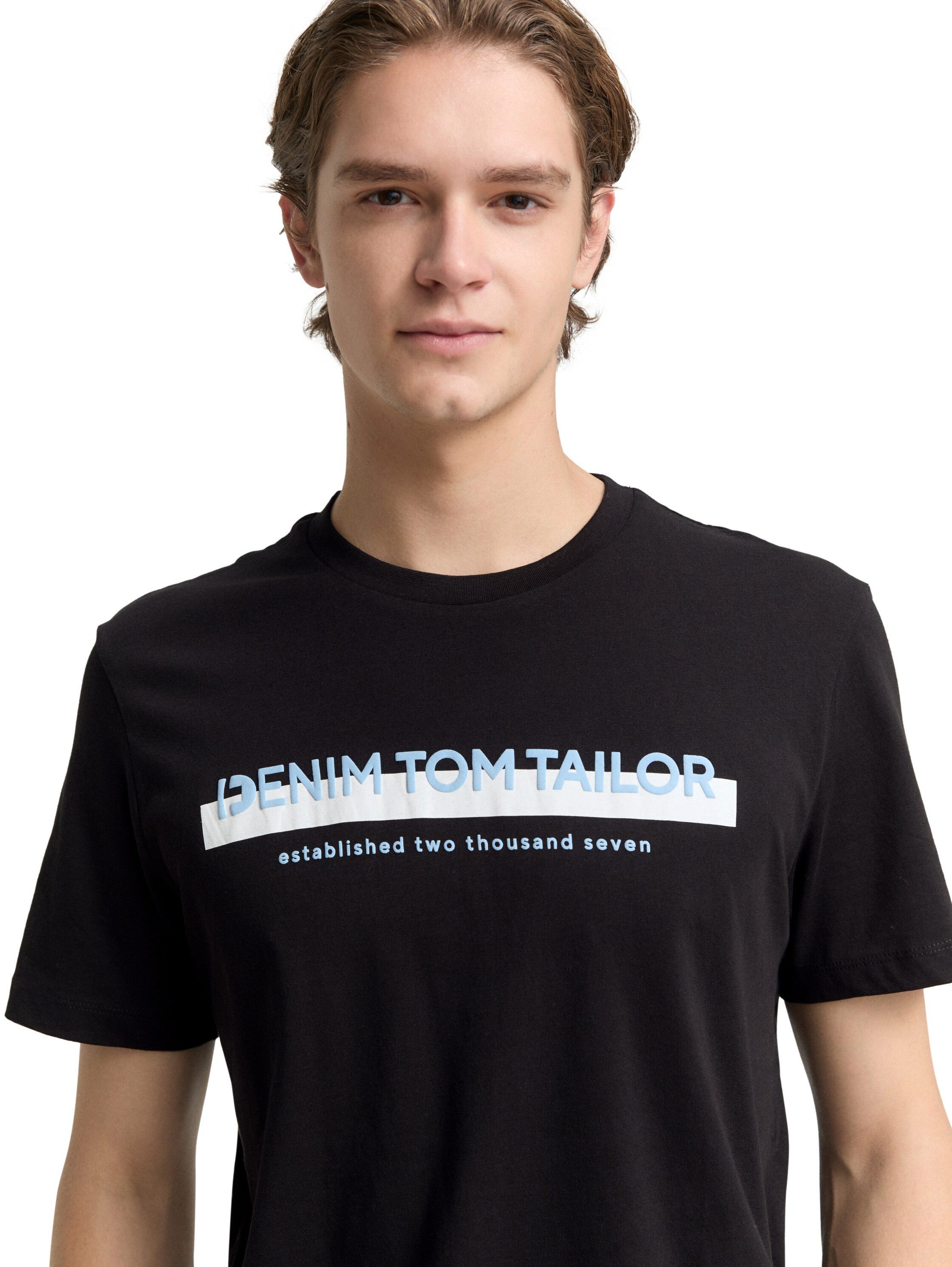 TOM TAILOR Denim Rundhalsshirt mit Logofrontprint