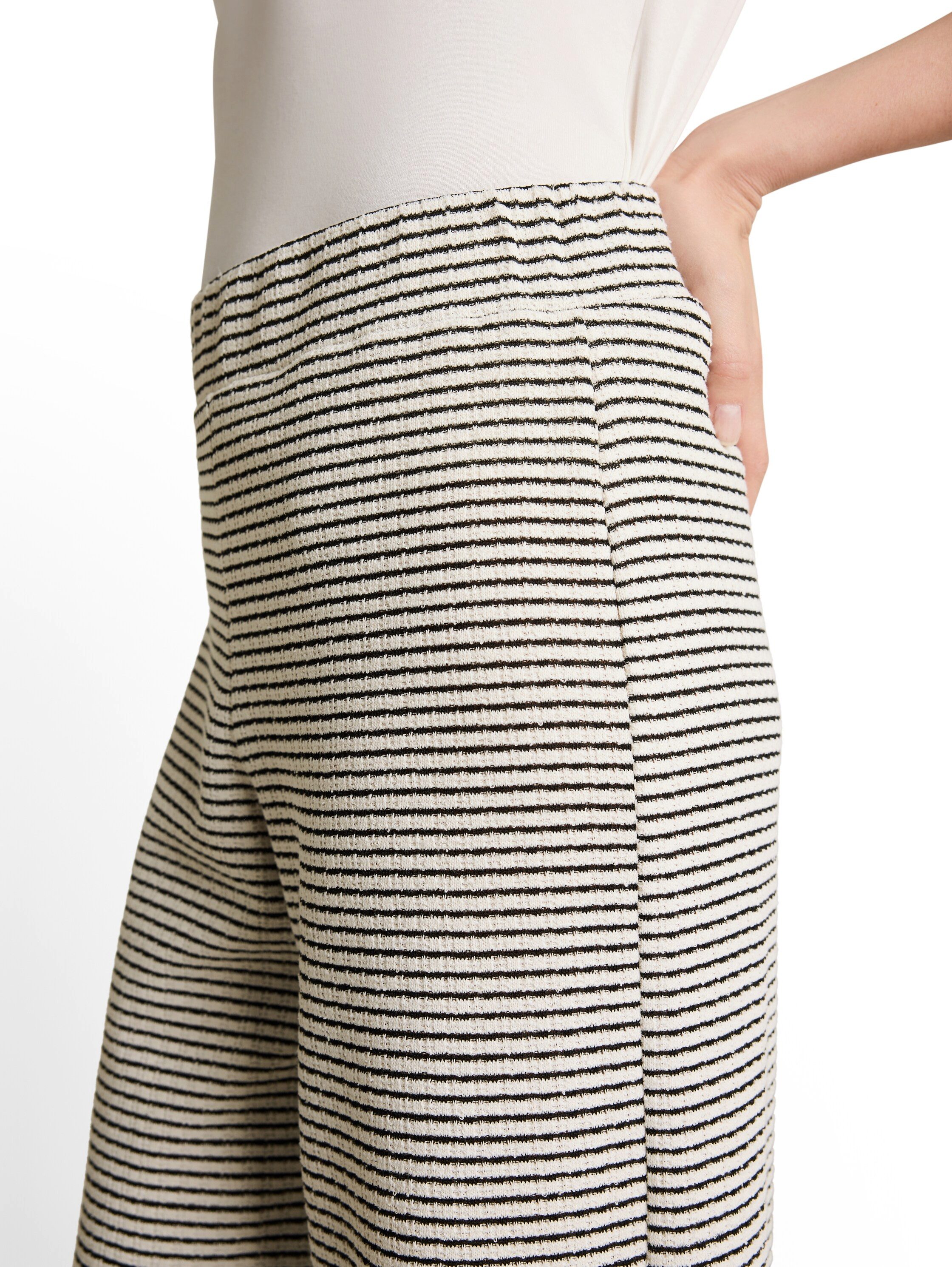 TOM TAILOR Denim Stoffhose Gestreifte Stoffhose mit Strucktur