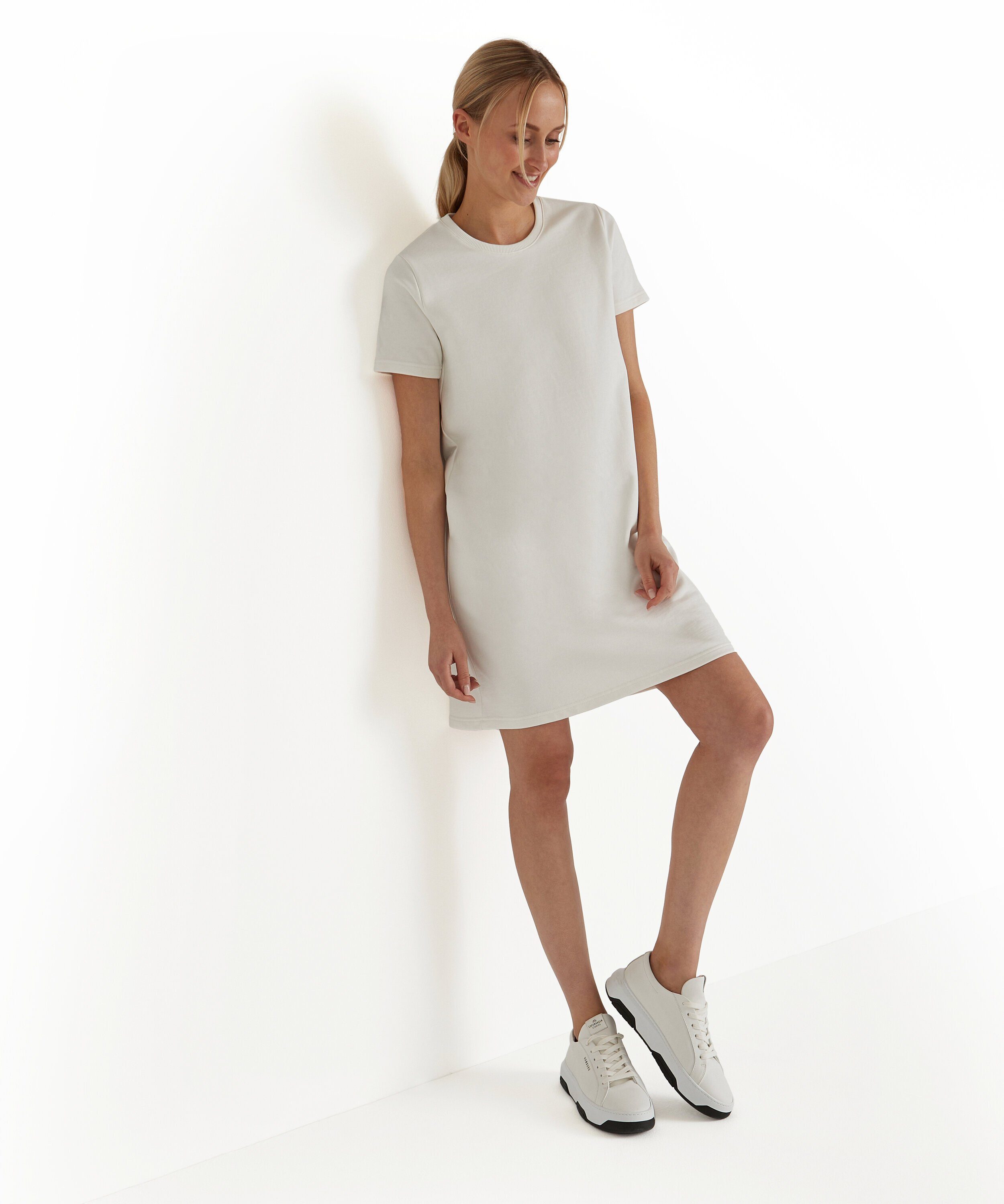 FALKE Strickkleid Kleid mit Bio-Baumwolle (1-tlg) mit Bio-Baumwolle