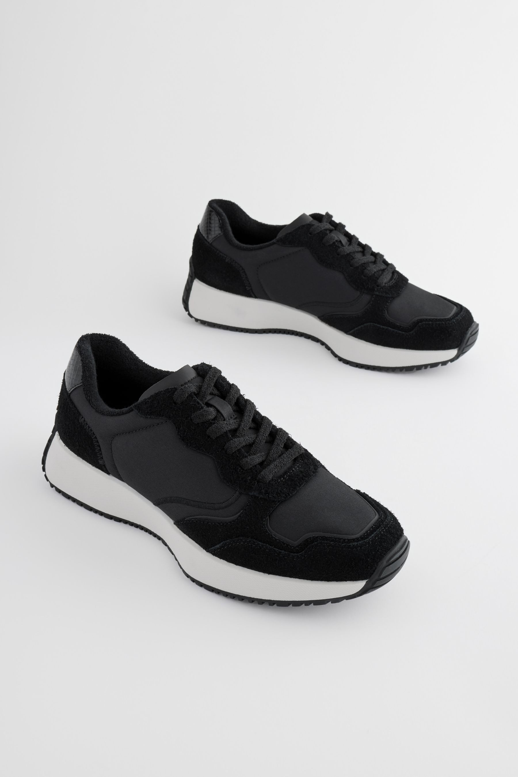 Next Forever Comfort® Markante Veloursleder-Sneaker Sneaker günstig online kaufen