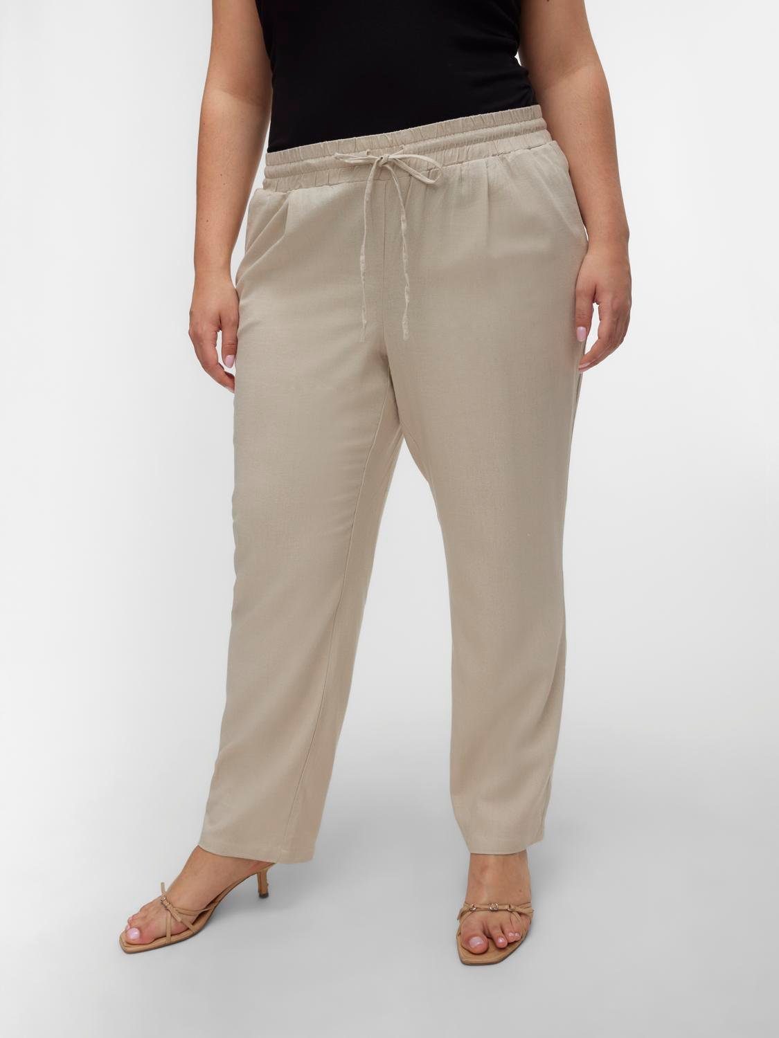 Vero Moda Curve Schlupfhose VMJESMILO ANKLE PANTS WVN GA NOOS CUR Sommerhos günstig online kaufen