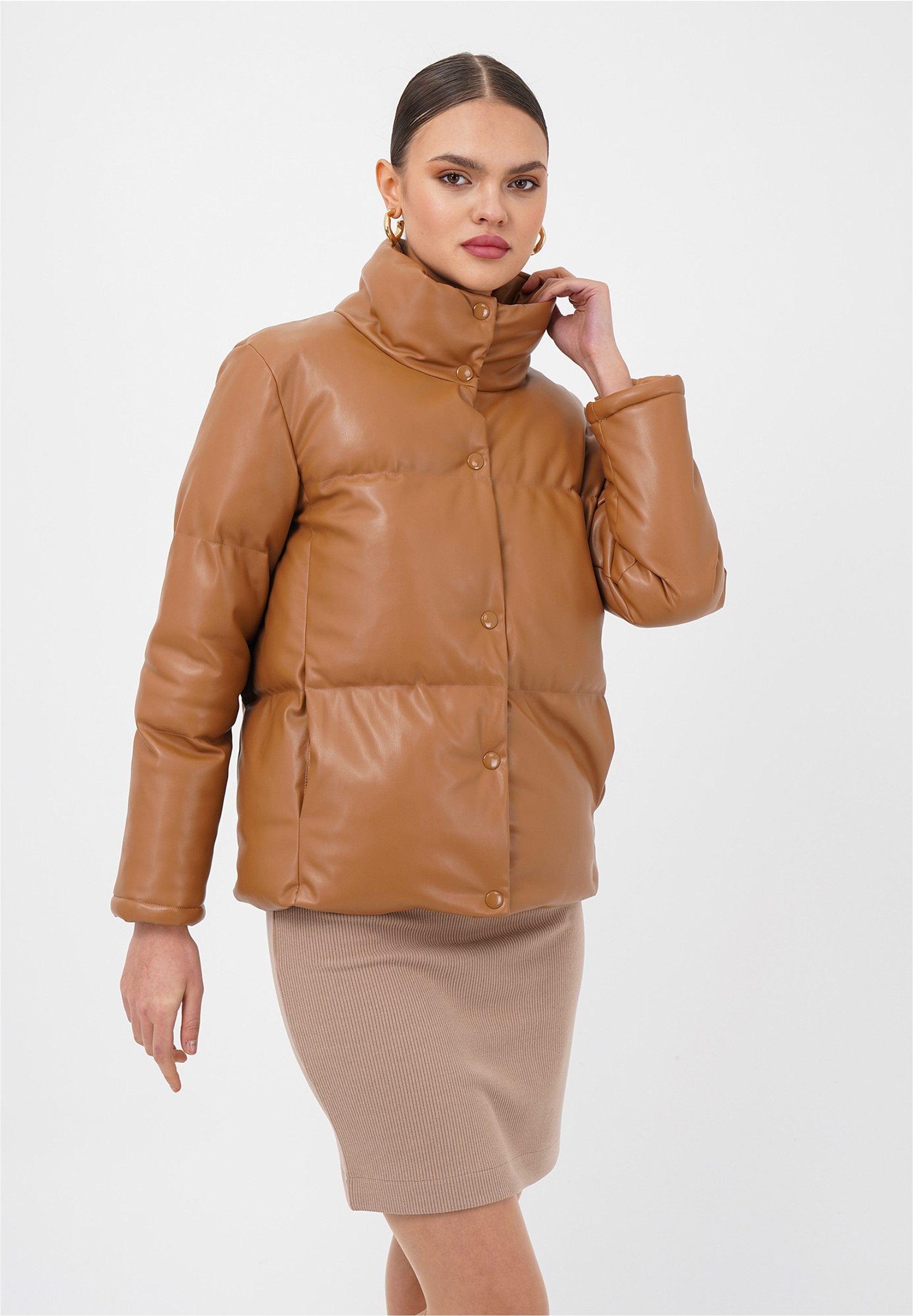 freshlions Steppjacke Olena (1-St) im klassischen Design