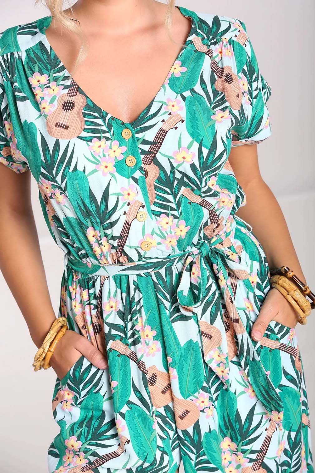 Hell Bunny Jumpsuit Ululani Tropical Hawaii Blumen Print Overall Relaxed Fit