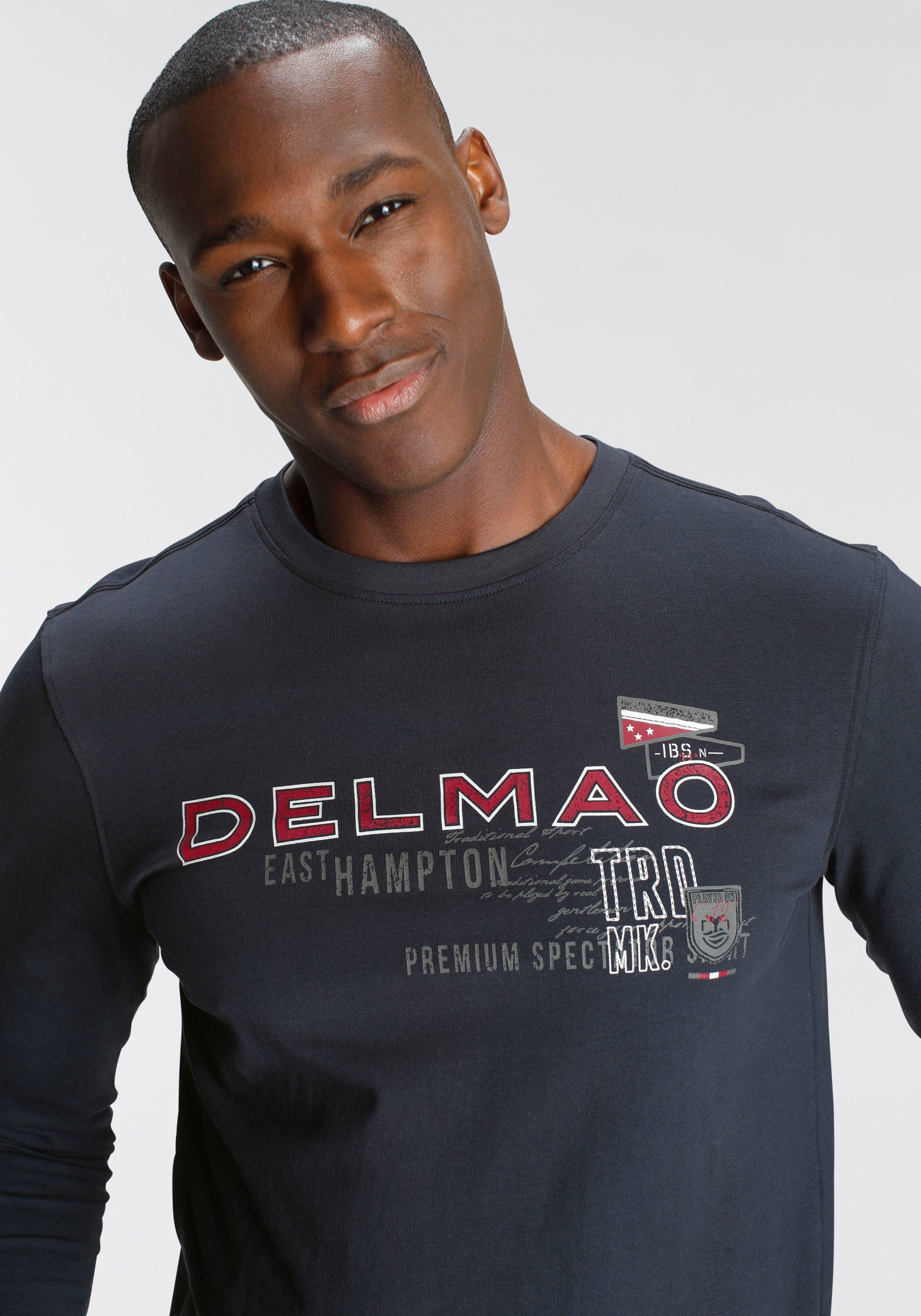 DELMAO Langarmshirt schmale Passform, bedruckt, Rundhalsausschnitt, aus Baumwolle – Bild 4 von 5