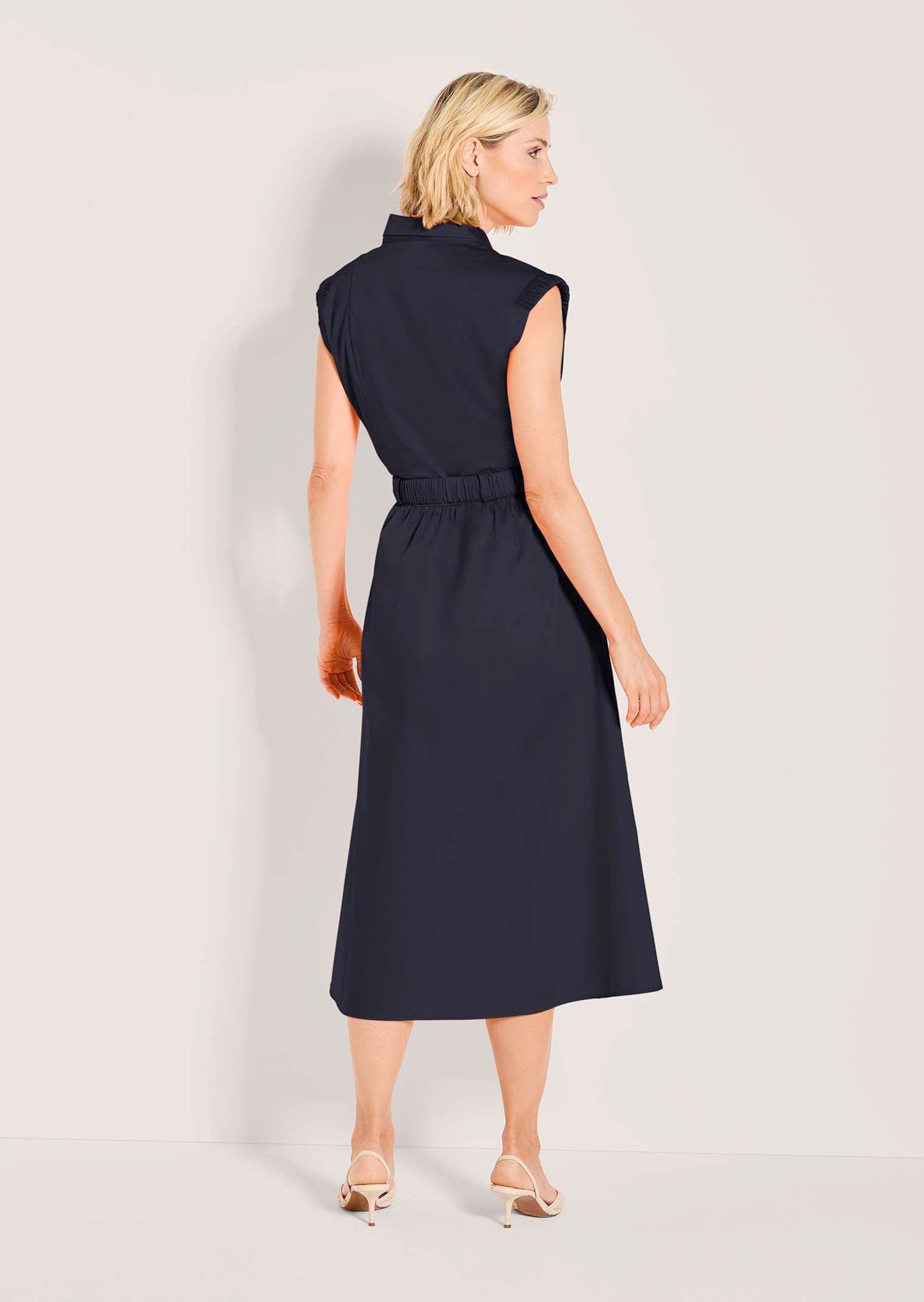 MADELEINE Midikleid Sommerkleid mit Gürtel Midikleid mit Reverskragen, Taschen, Knielänge und ohne Arm – Bild 2 von 5