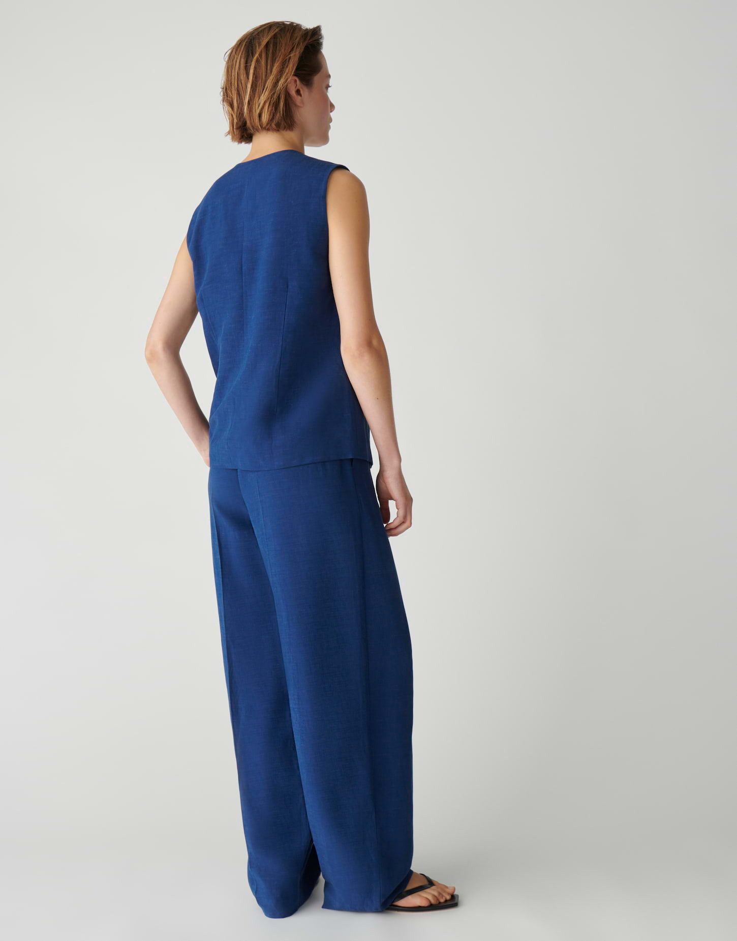 OPUS PANTS Bundfaltenhose Moira bloom aus weicher Webware mit Leinenstruktur Praktische Taschen runden den entspannten Look ab – Bild 3 von 5