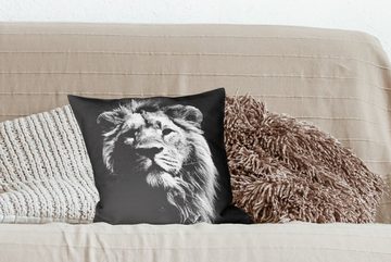MuchoWow Dekokissen Löwe - Porträt - Schwarz - Weiß, Zierkissen mit Füllung für Wohzimmer, Schlafzimmer, Deko, Sofakissen