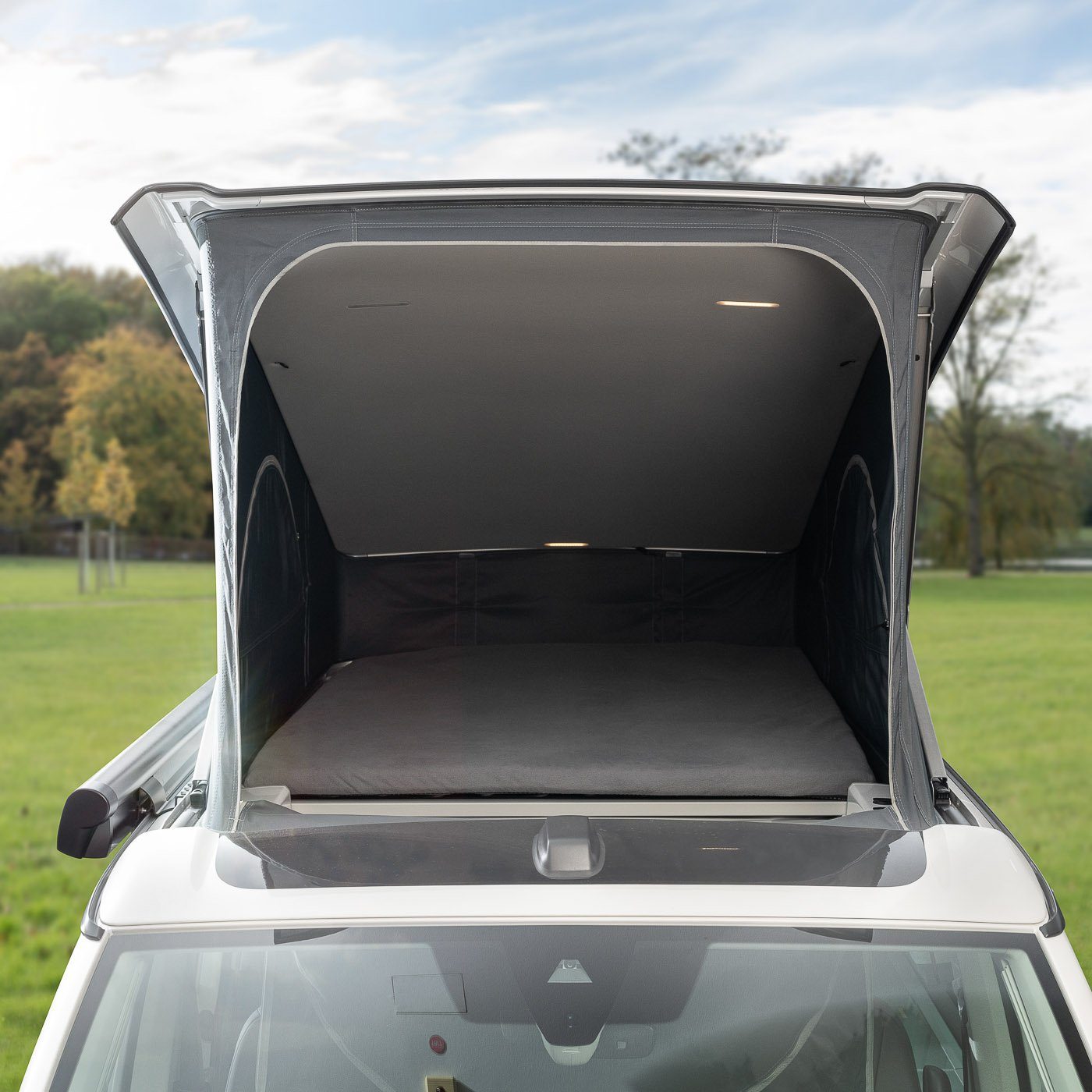 BLACK FOREST FOX Spannbettlaken VW T6/T5 California Schonbezug 2 teilig Aufstelldach / Pop Up Roof, Polyester, YKK-Reißverschluss,3D Air Mesh