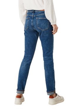 s.Oliver 5-Pocket-Jeans Slim: Jeans mit Sattelbund Waschung, Leder-Patch