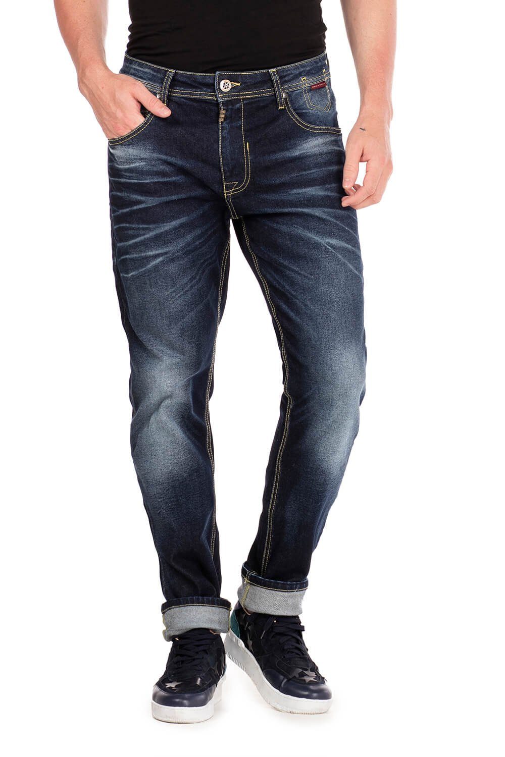 Cipo & Baxx Slim-fit-Jeans im Fit in Straight Washed-Look
