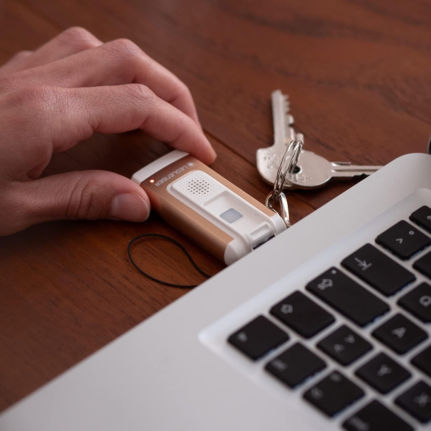 Ledlenser LED Taschenlampe K6R Safety Mini Schlüsselbundleuchte, Wiederaufladbar mit Alarm